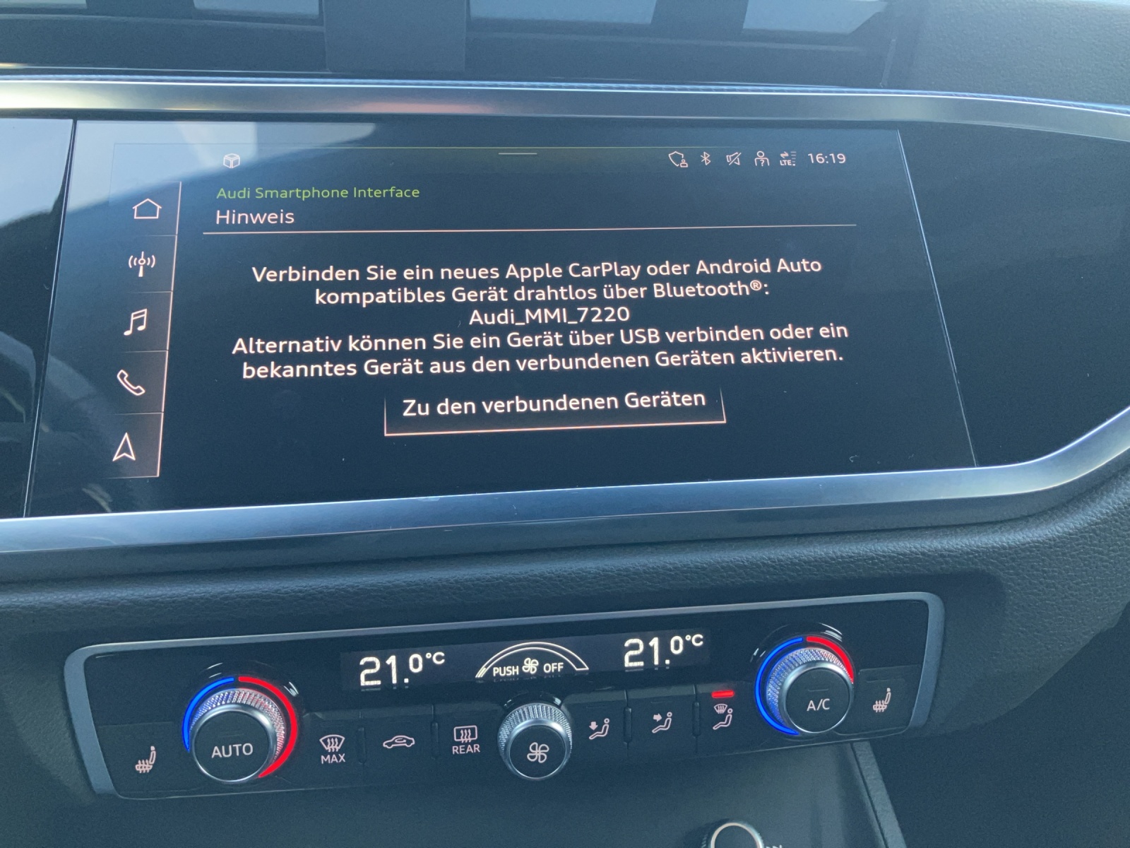 AUDI Q3 Sportback 45 TFSI e S line Attraction S-tronic-image-13