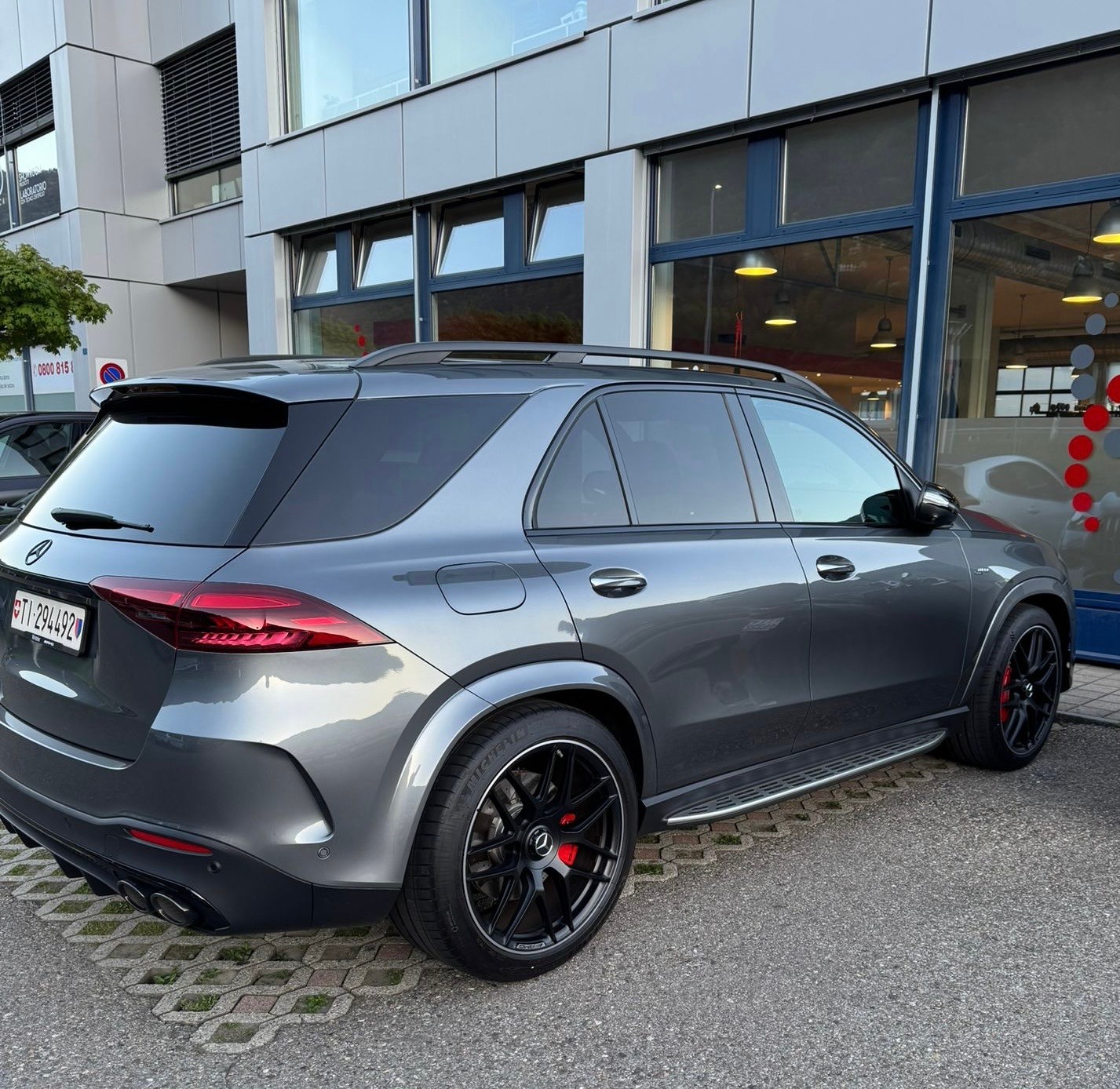 MERCEDES-BENZ GLE 53 AMG 4Matic+ 9G-Speedshift-image-1