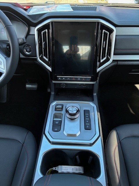 JAC T9 EV EV-image-10