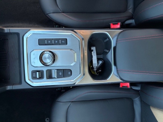 JAC T9 EV EV-image-17