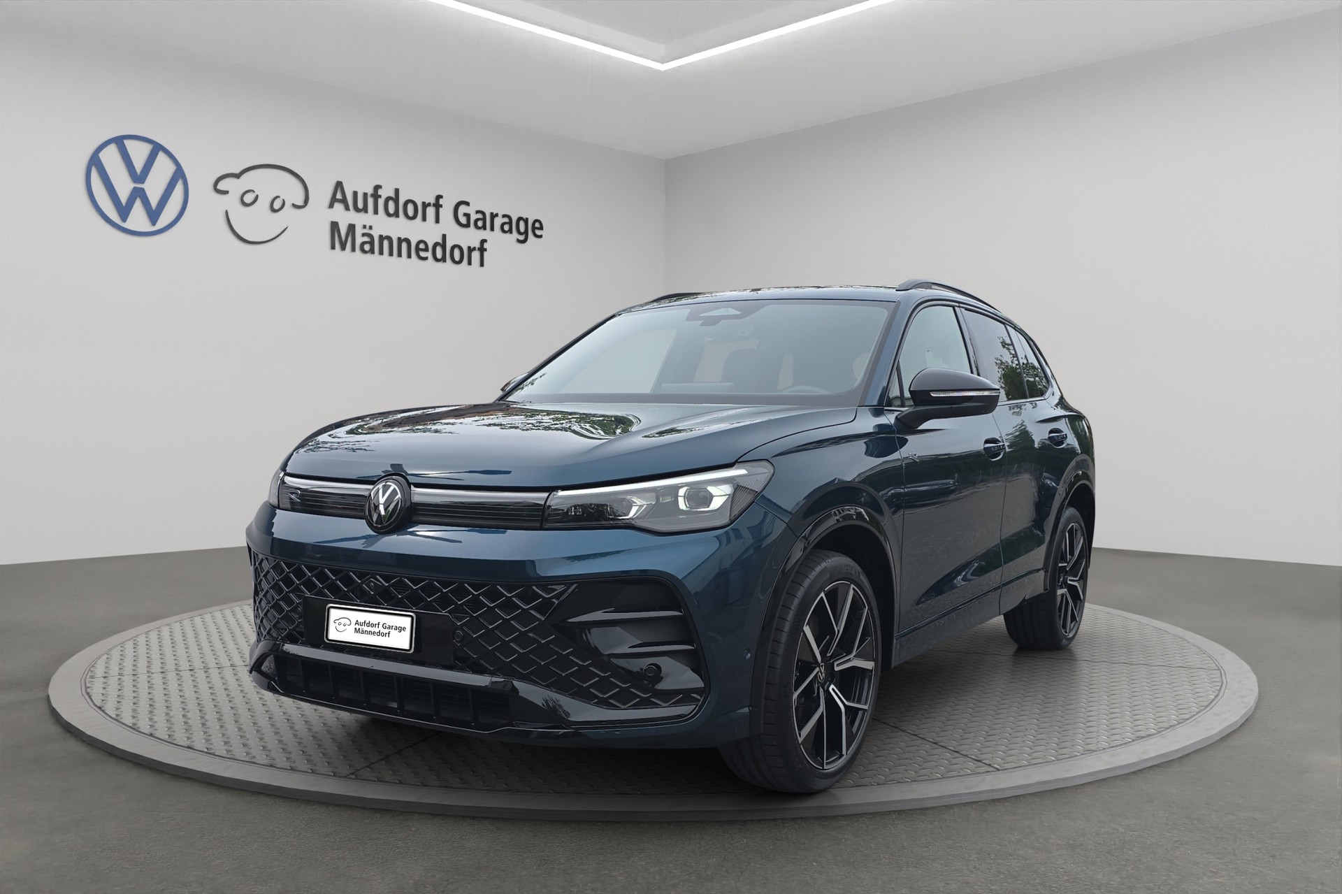 VW Tiguan 2.0 TSI DSG R-Line 4Motion