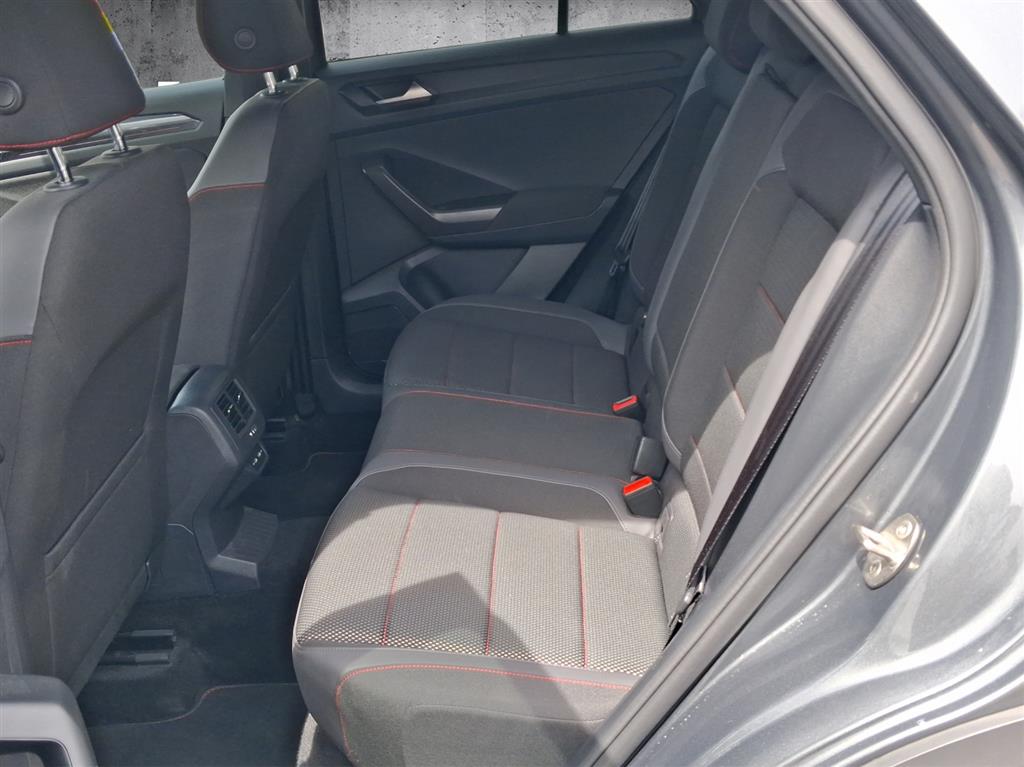 VW T-Roc 1.5 TSI EVO Sport DSG-image-7