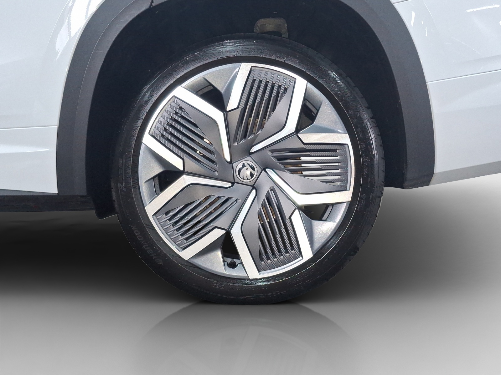 SKODA Kodiaq 1.5 TSI PHEV Sportline-image-16