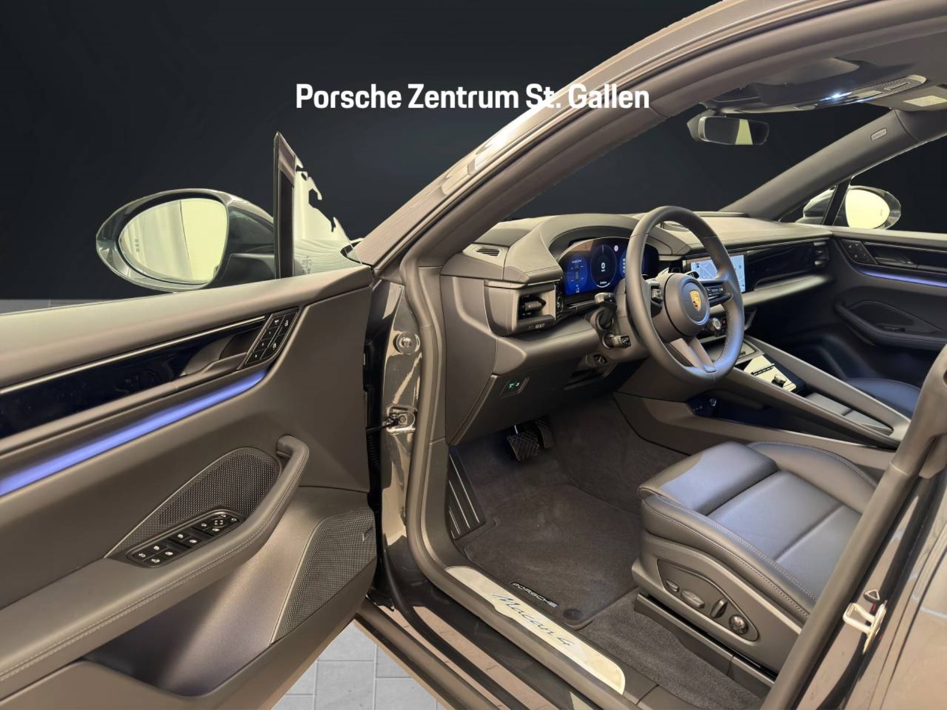 PORSCHE Macan 4-image-3
