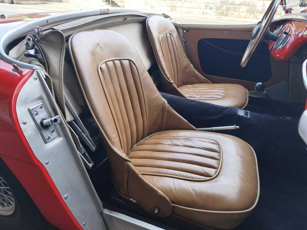 AUSTIN-HEALEY 100/4 BN1-image-7