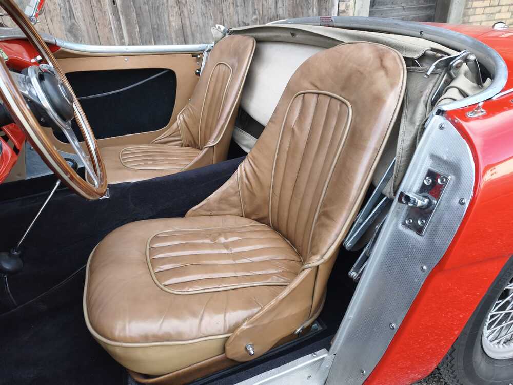AUSTIN-HEALEY 100/4 BN1-image-5