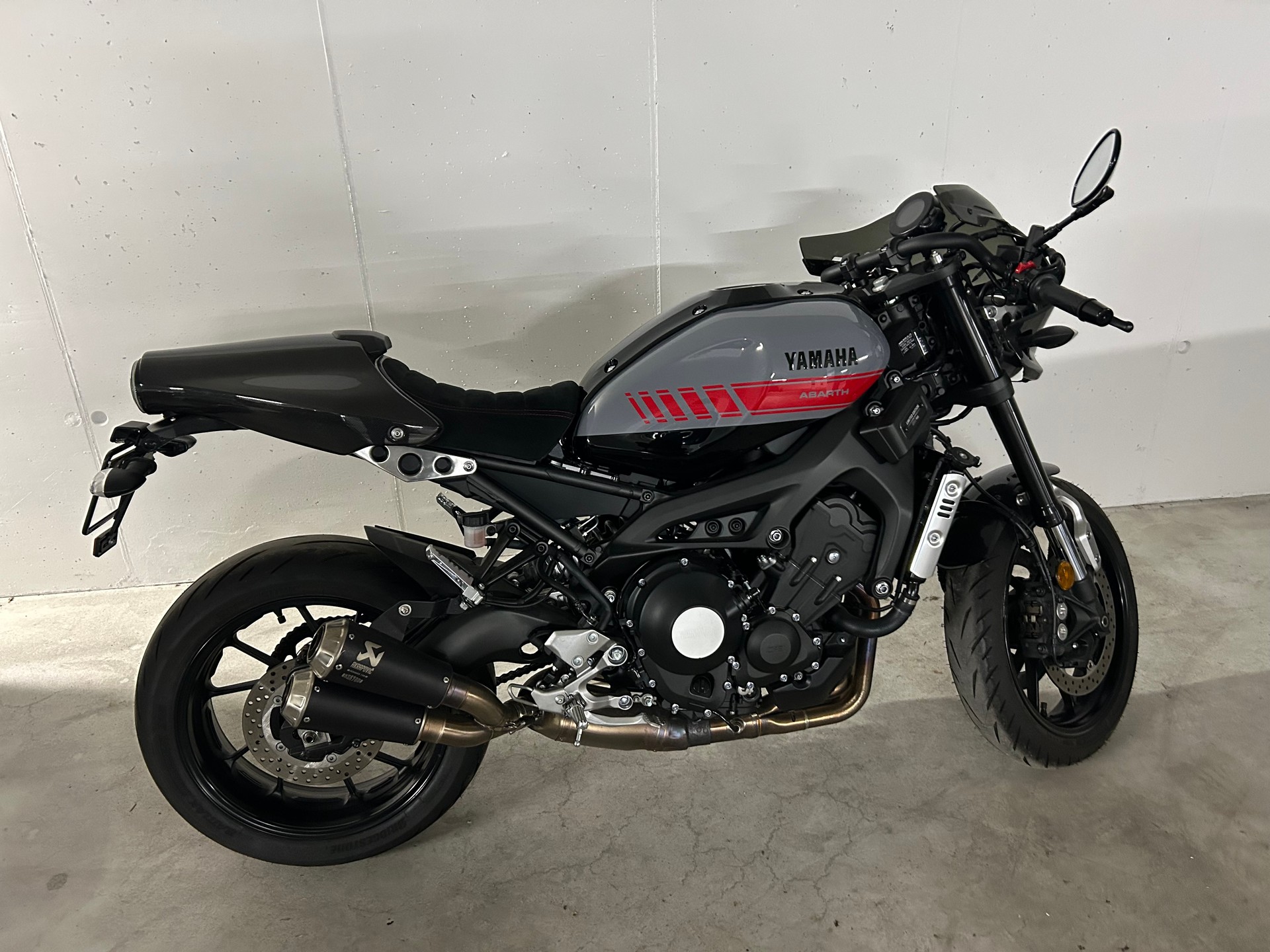YAMAHA XSR 900 Abarth-image-8