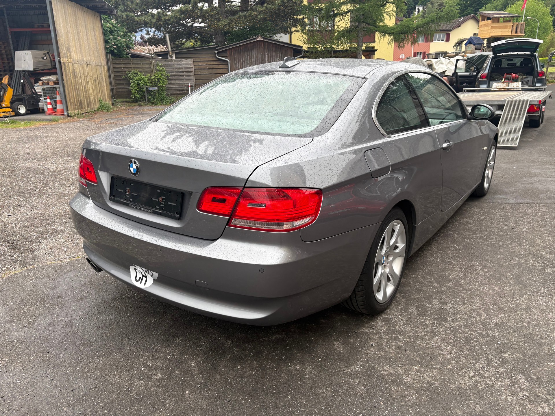 BMW 330i xDrive Coupé-image-2