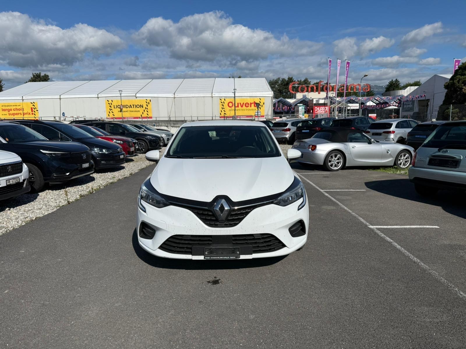 RENAULT Clio 1.0 Business CVT-image-1