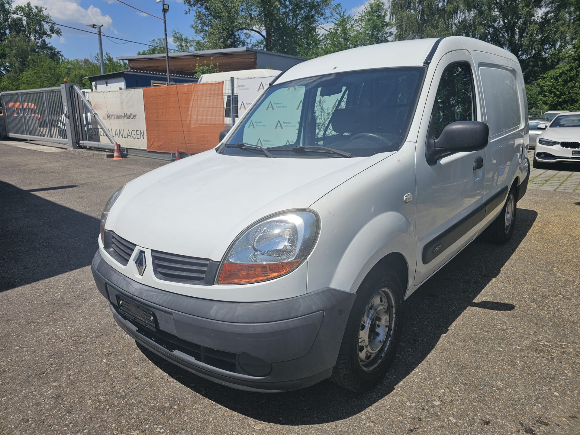 RENAULT Kangoo 1.5 dCi Grand Volume-image-1
