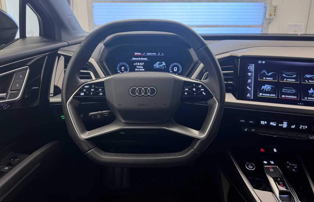 AUDI Q4 e-tron 50 quattro-image-6