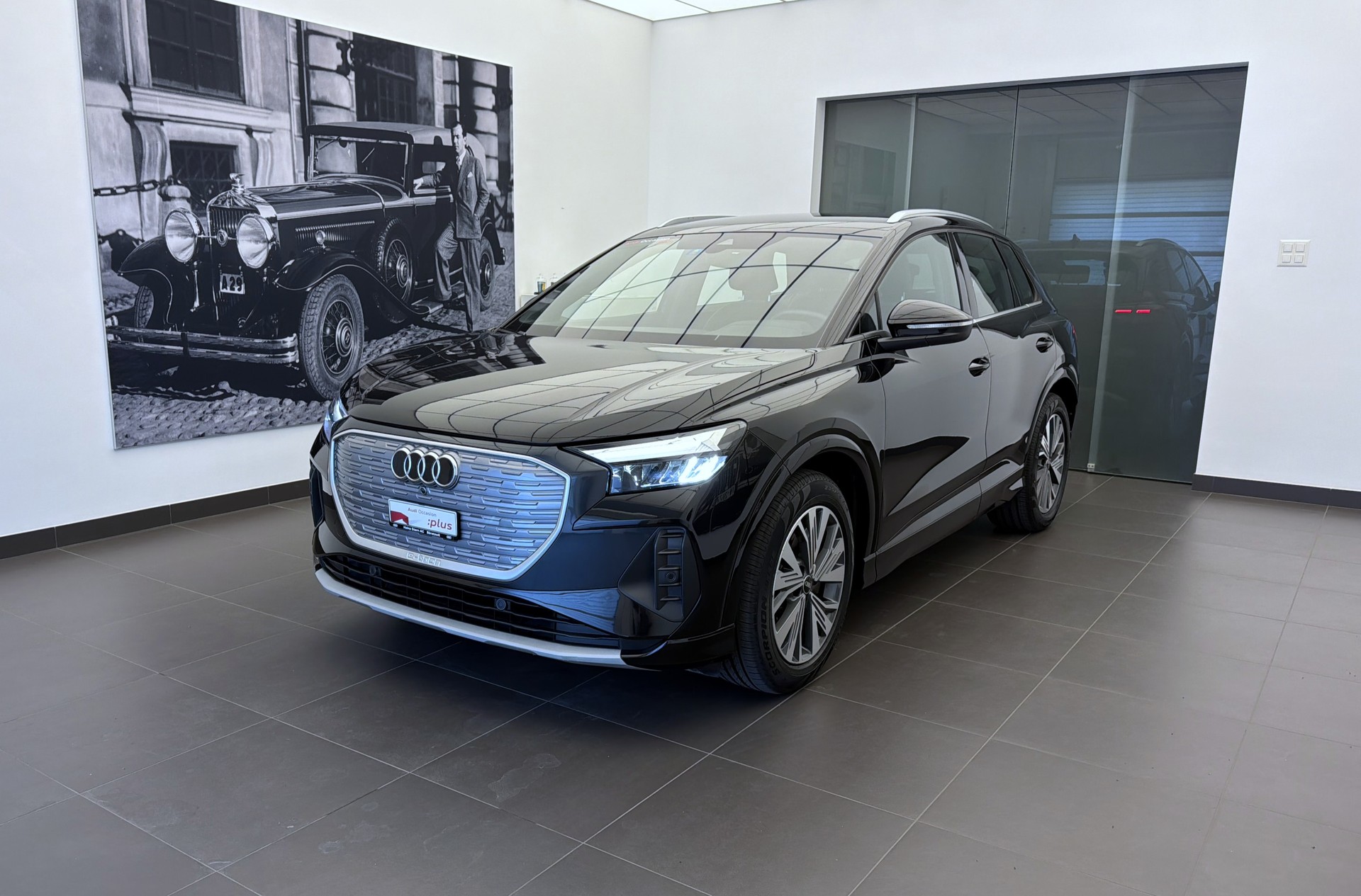 AUDI Q4 e-tron 50 quattro-image-0