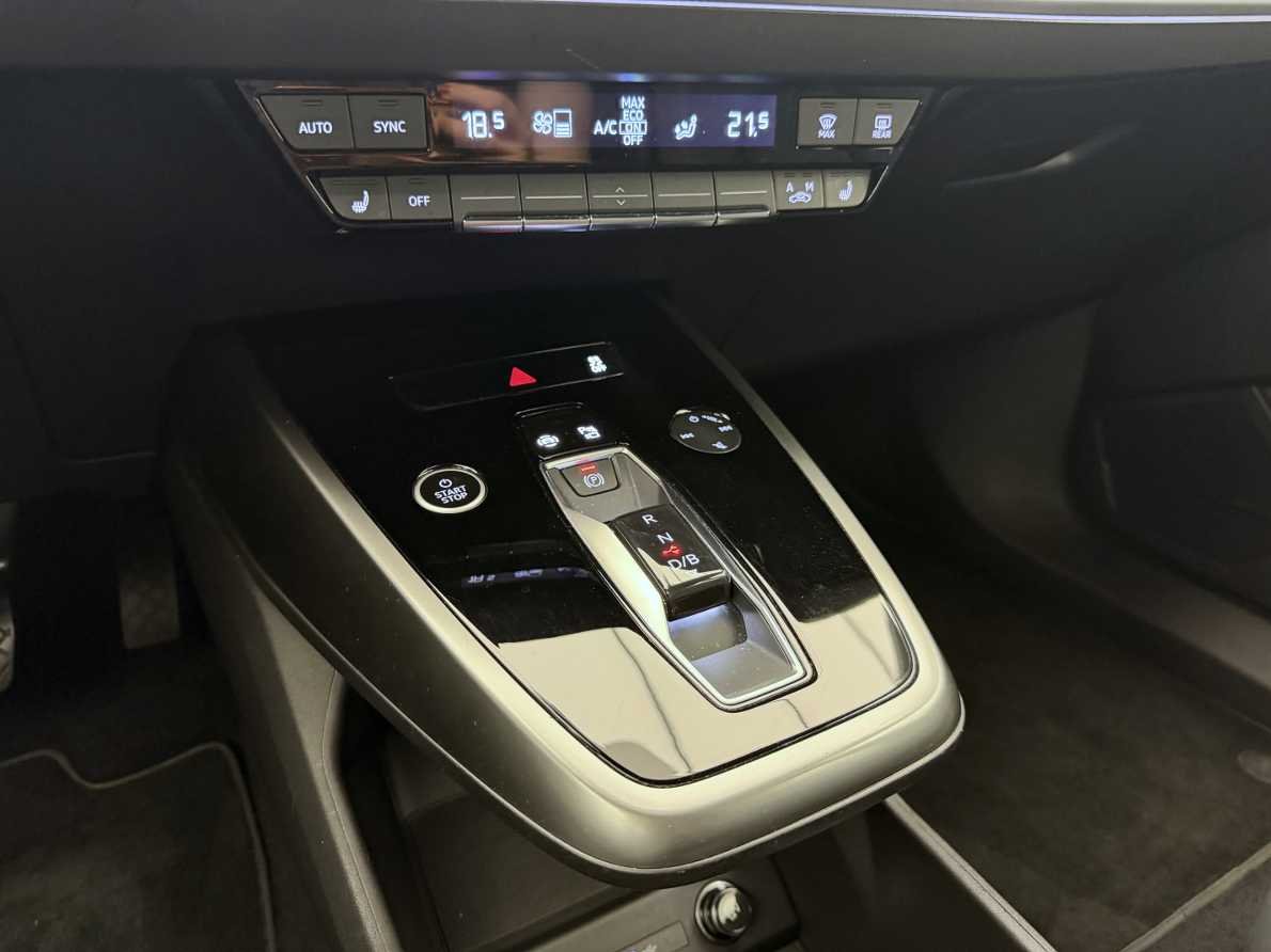 AUDI Q4 e-tron 50 quattro-image-11