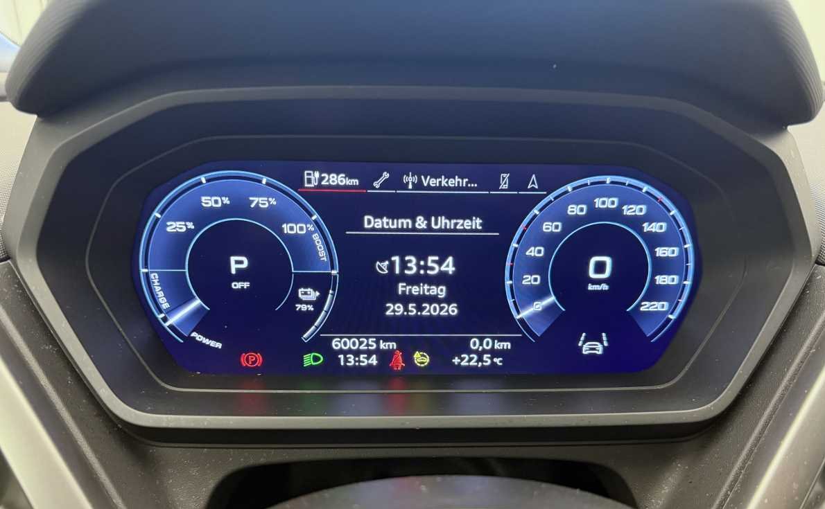 AUDI Q4 e-tron 50 quattro-image-7