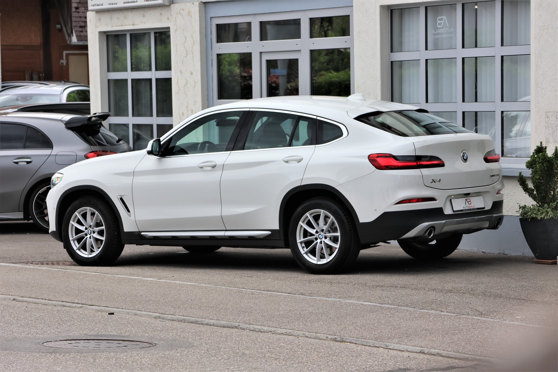 BMW X4 xDrive 20d xLine Steptronic (CH)-image-4