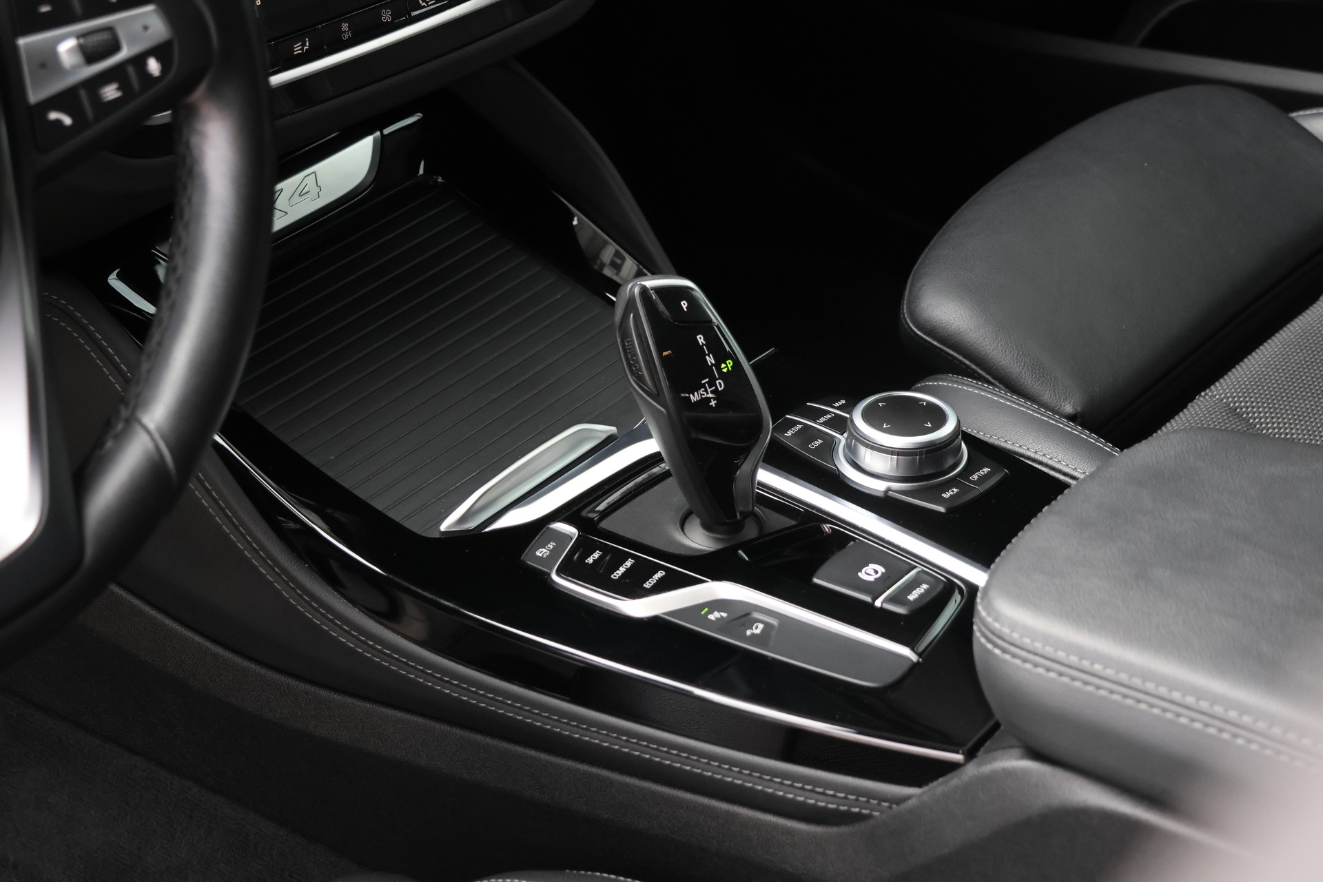 BMW X4 xDrive 20d xLine Steptronic (CH)-image-10