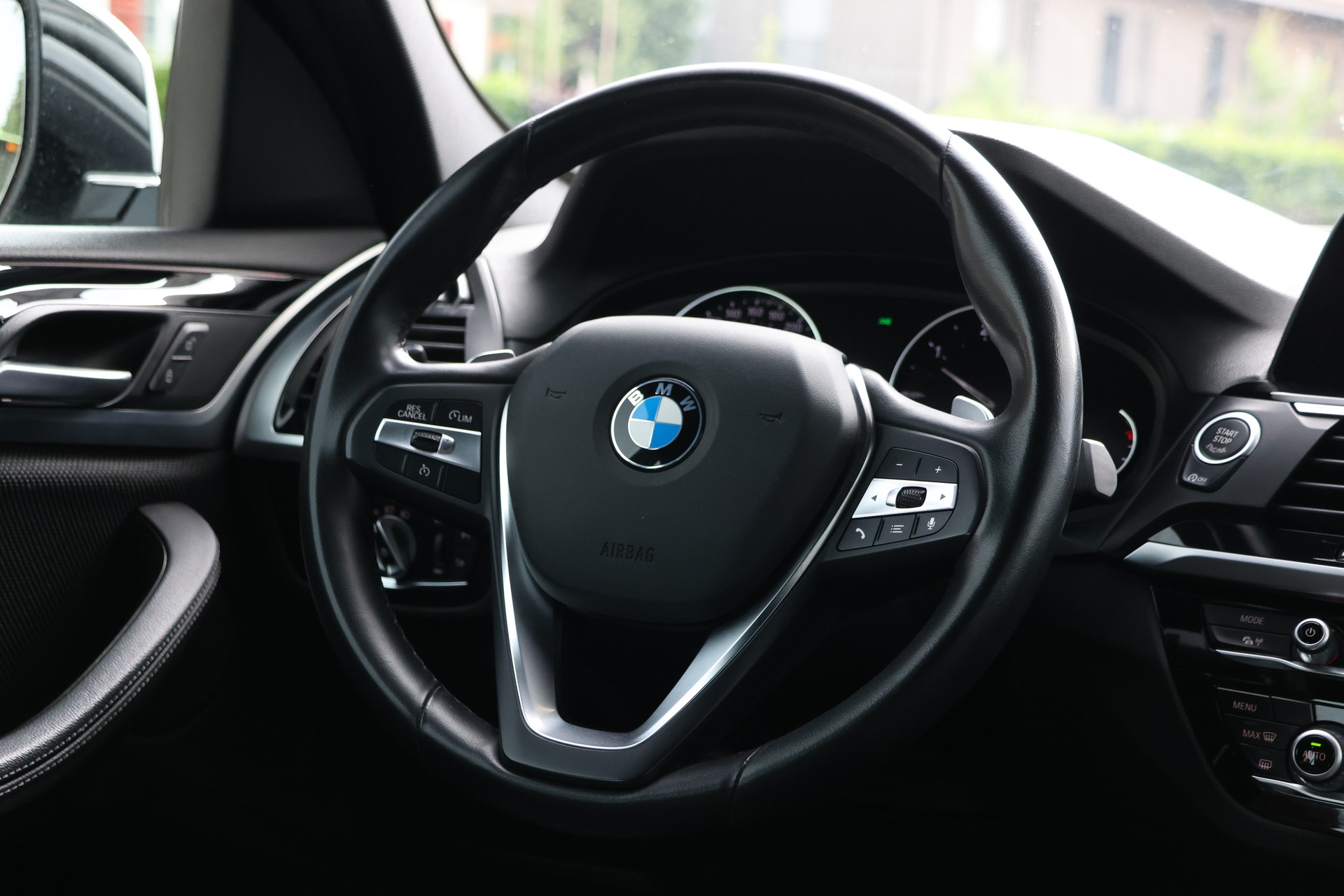 BMW X4 xDrive 20d xLine Steptronic (CH)-image-13