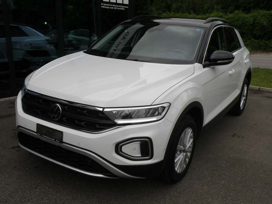 VW T-Roc 1.5 TSI Life DSG-image-1