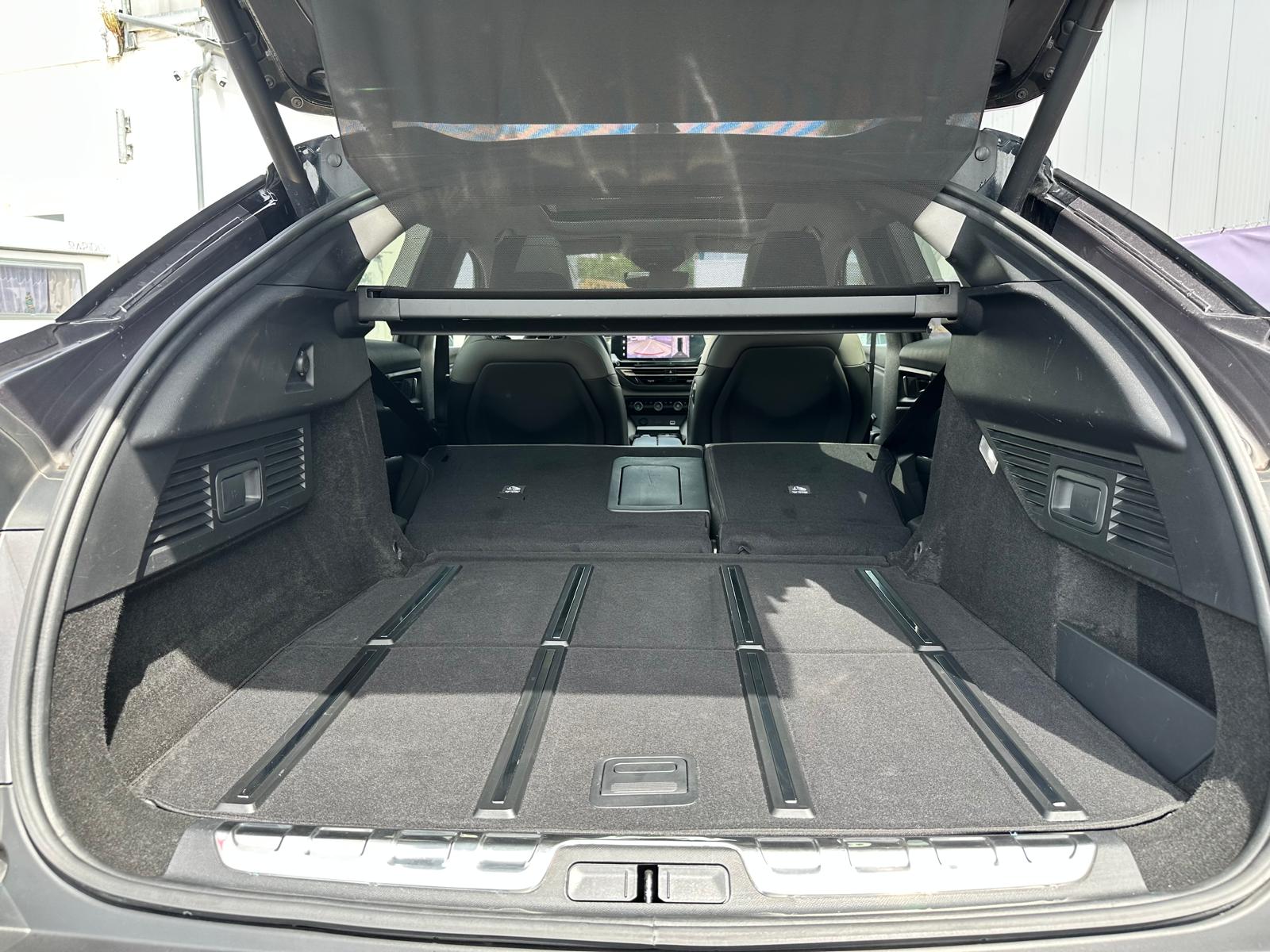 CITROEN C5 X 1.6i PHEV Shine Pack e-EAT8-image-13
