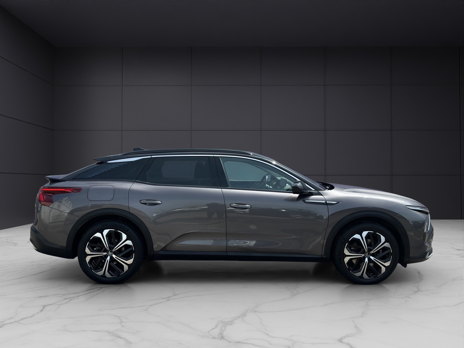 CITROEN C5 X 1.6i PHEV Shine Pack e-EAT8-image-6