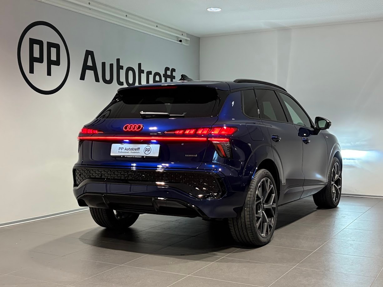 AUDI Q3 SUV TFSI quattro 195 kW S tronic-image-14