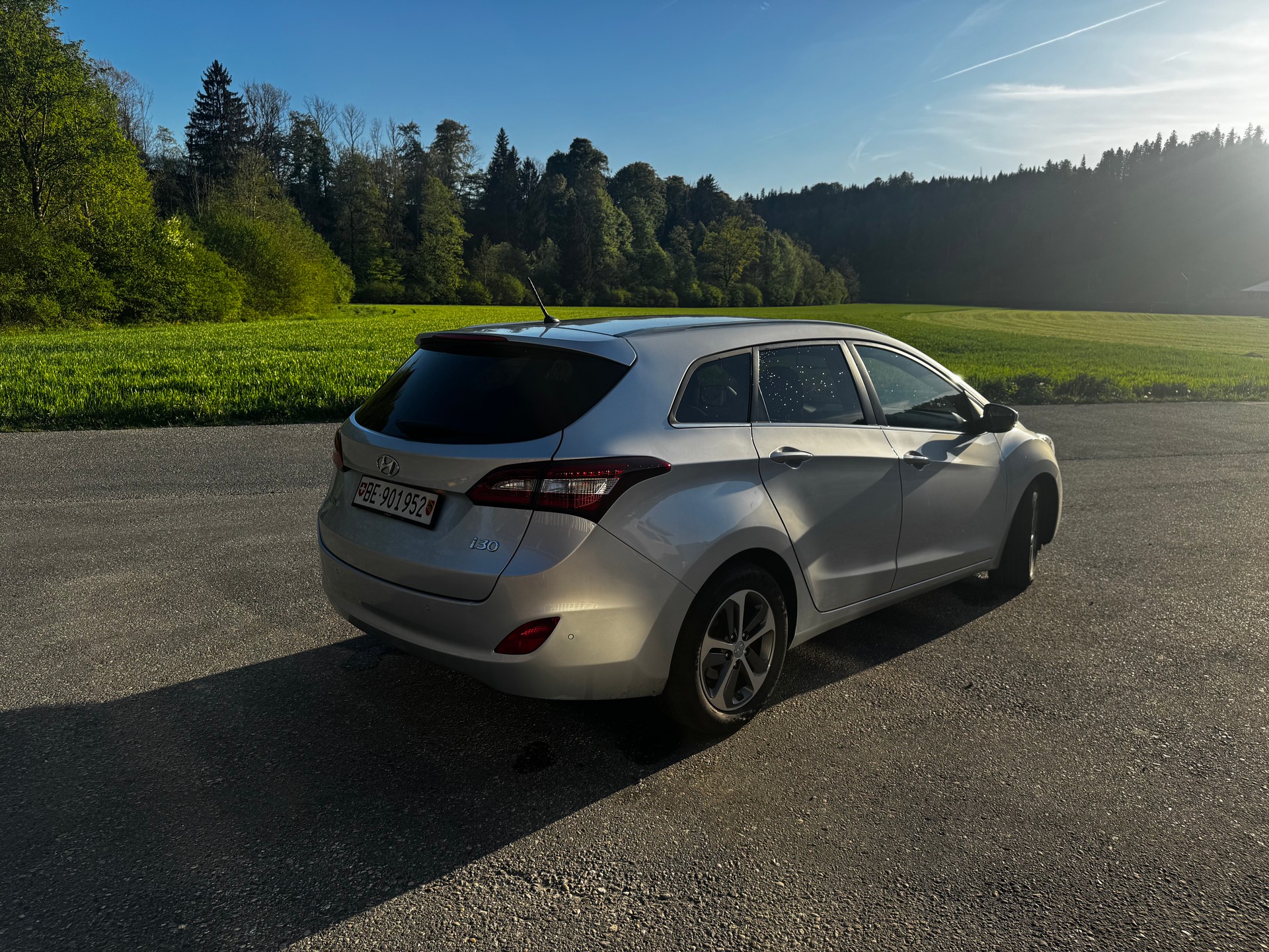 HYUNDAI 1.6 CRDi Vertex-image-2