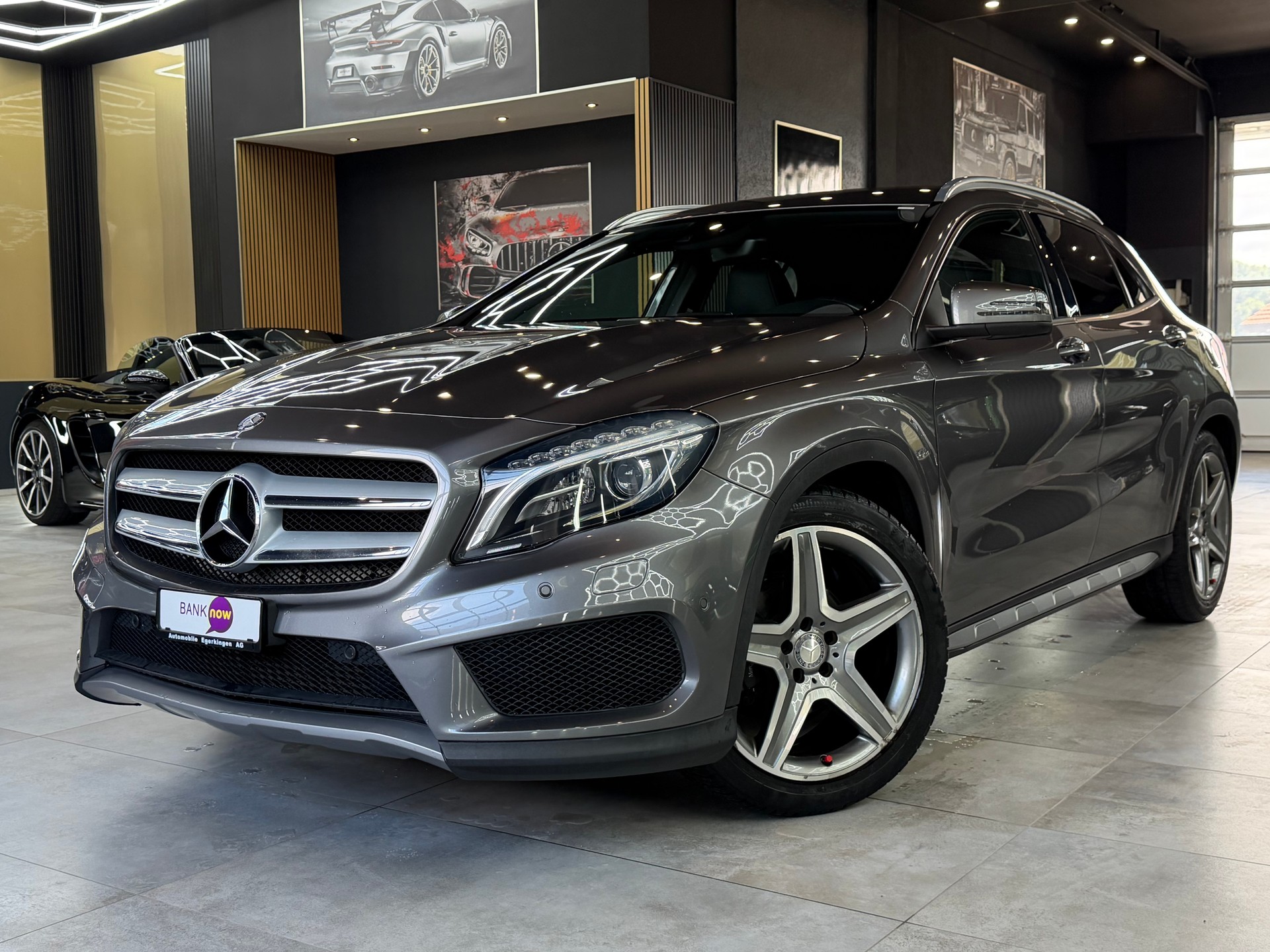 MERCEDES-BENZ GLA 200 AMG Line-image-0