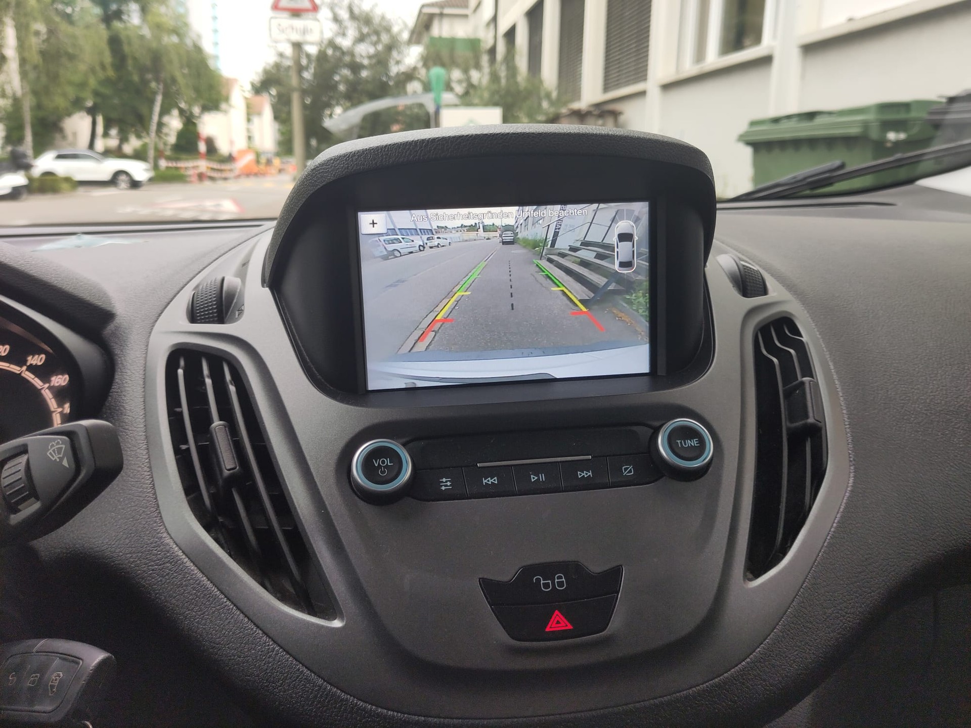 FORD 1.0 EcoB Limited-image-1