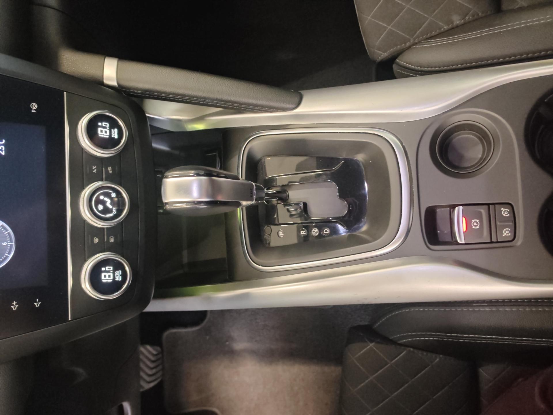 RENAULT Kadjar 1.3 16V Turbo Intens EDC-image-19