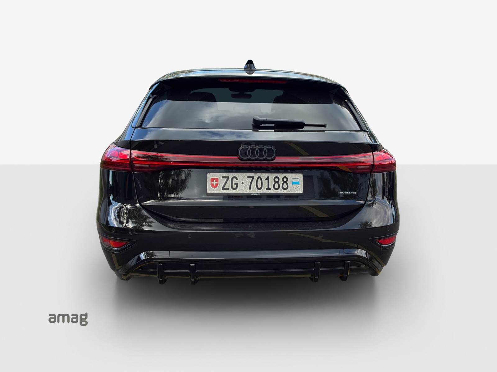 AUDI A6 Avant e-tron quattro-image-3