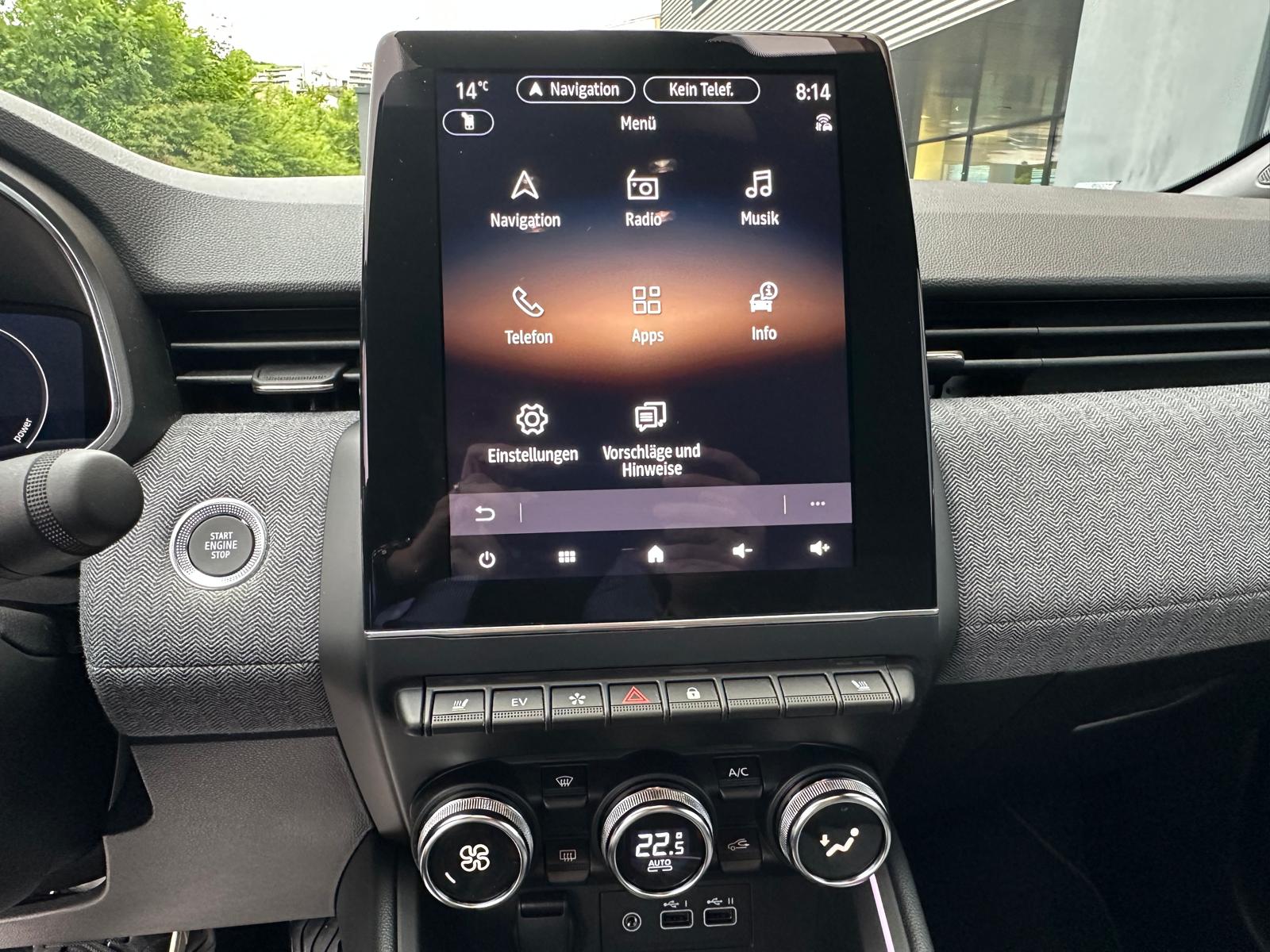 RENAULT Clio 1.6 E-Tech techno / CH Auslieferung-image-14