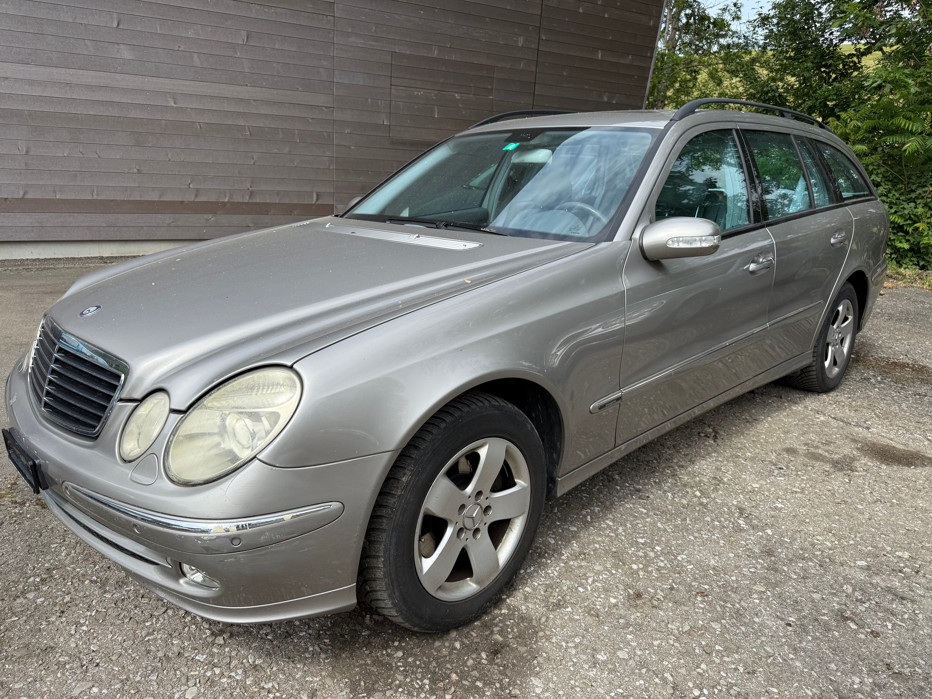 MERCEDES-BENZ E 320 Avantgarde 4Matic Automatic-image-0