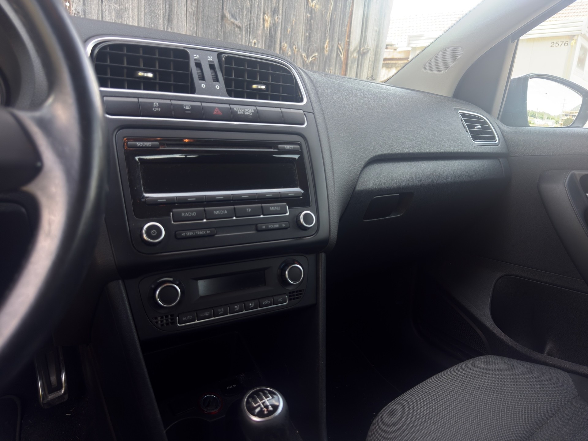 VW Polo 1.2 TSI-image-12