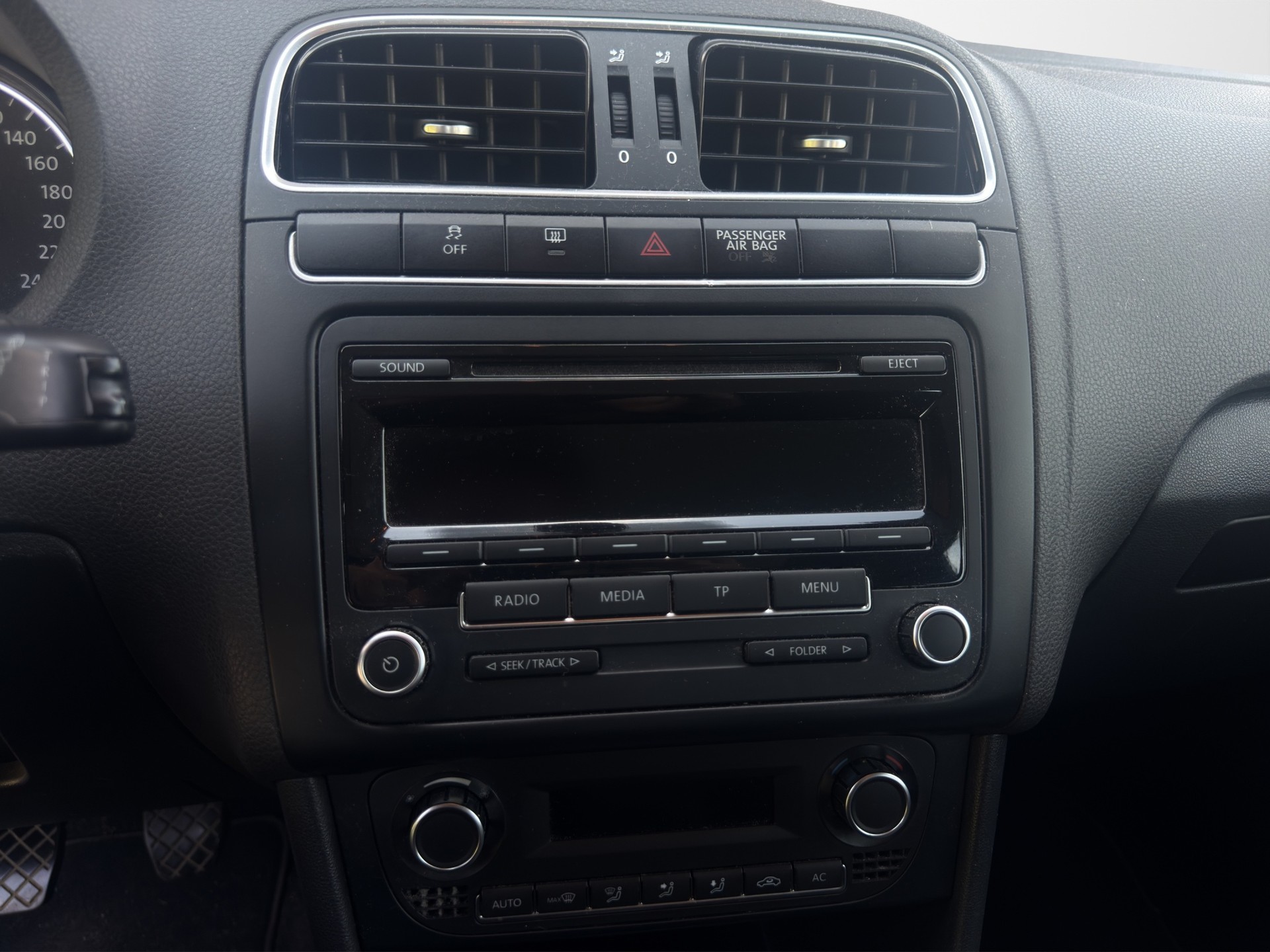 VW Polo 1.2 TSI-image-13