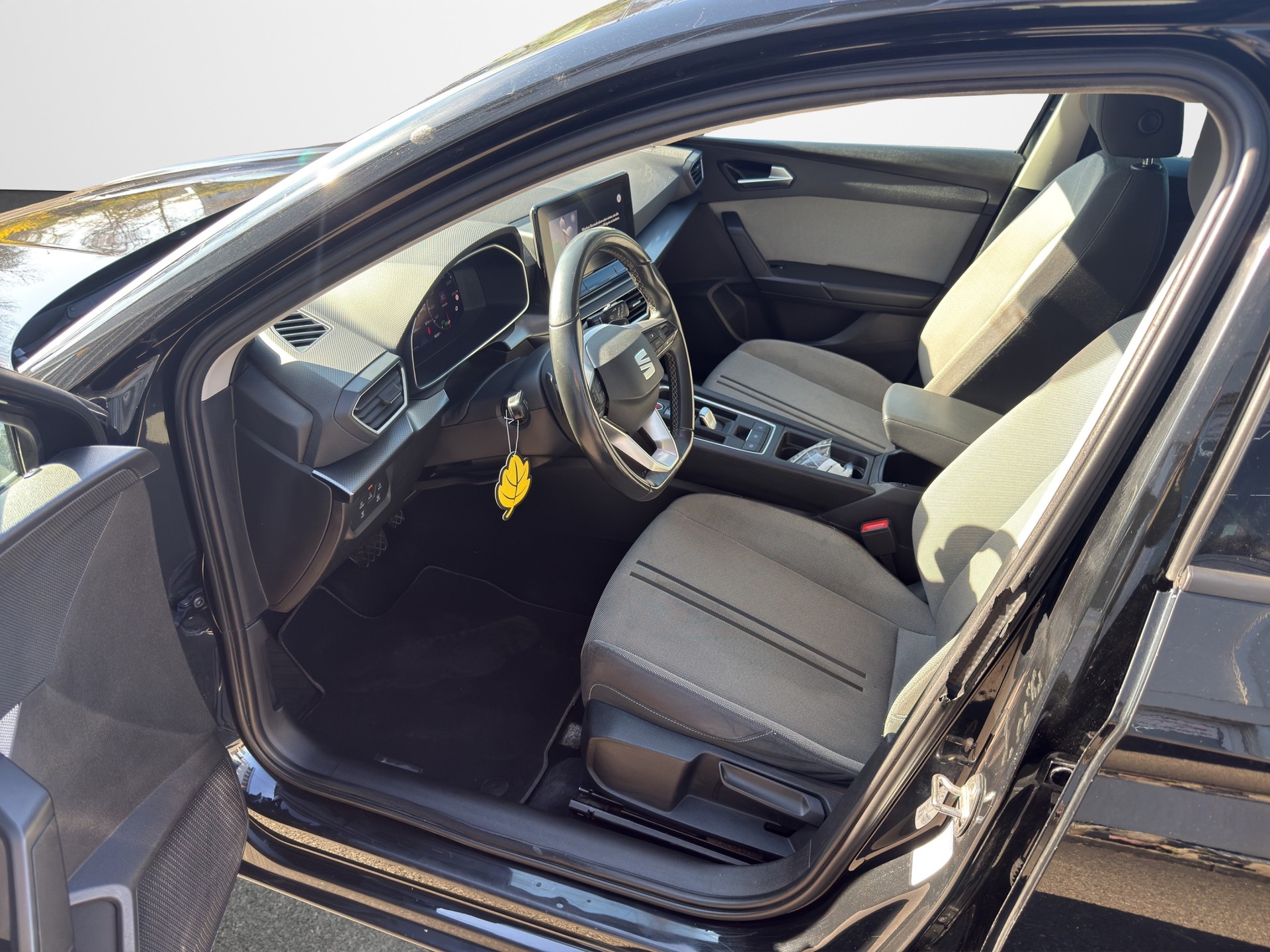 SEAT Leon ST 2.0 TDI EVO DSG 4Drive Style-image-9