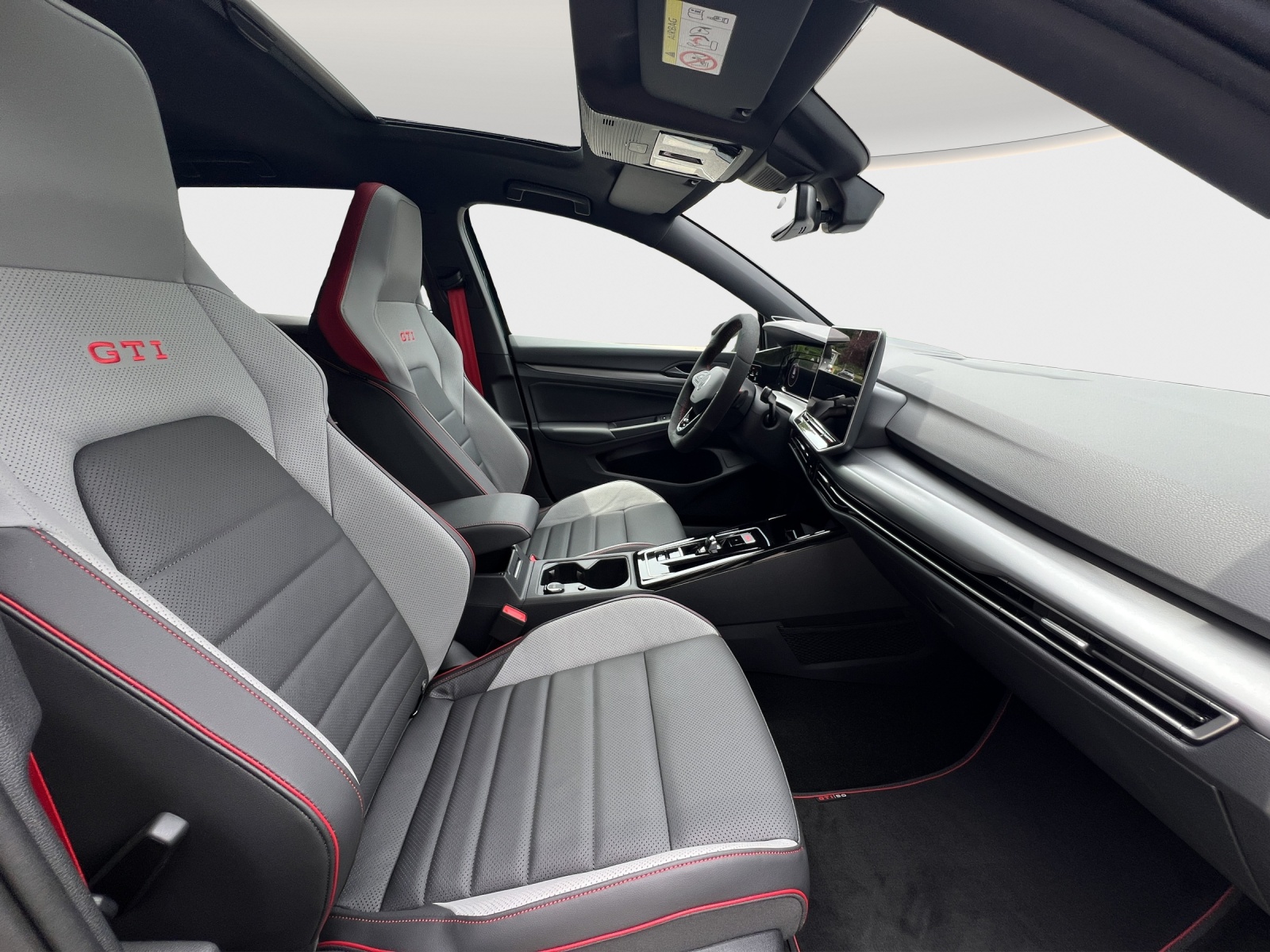 VW Golf 2.0 TSI GTI Edition 50 DSG-image-9