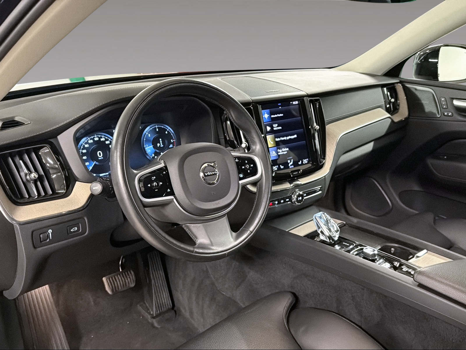 VOLVO XC60 2.0 B5 MH Inscription AWD-image-7