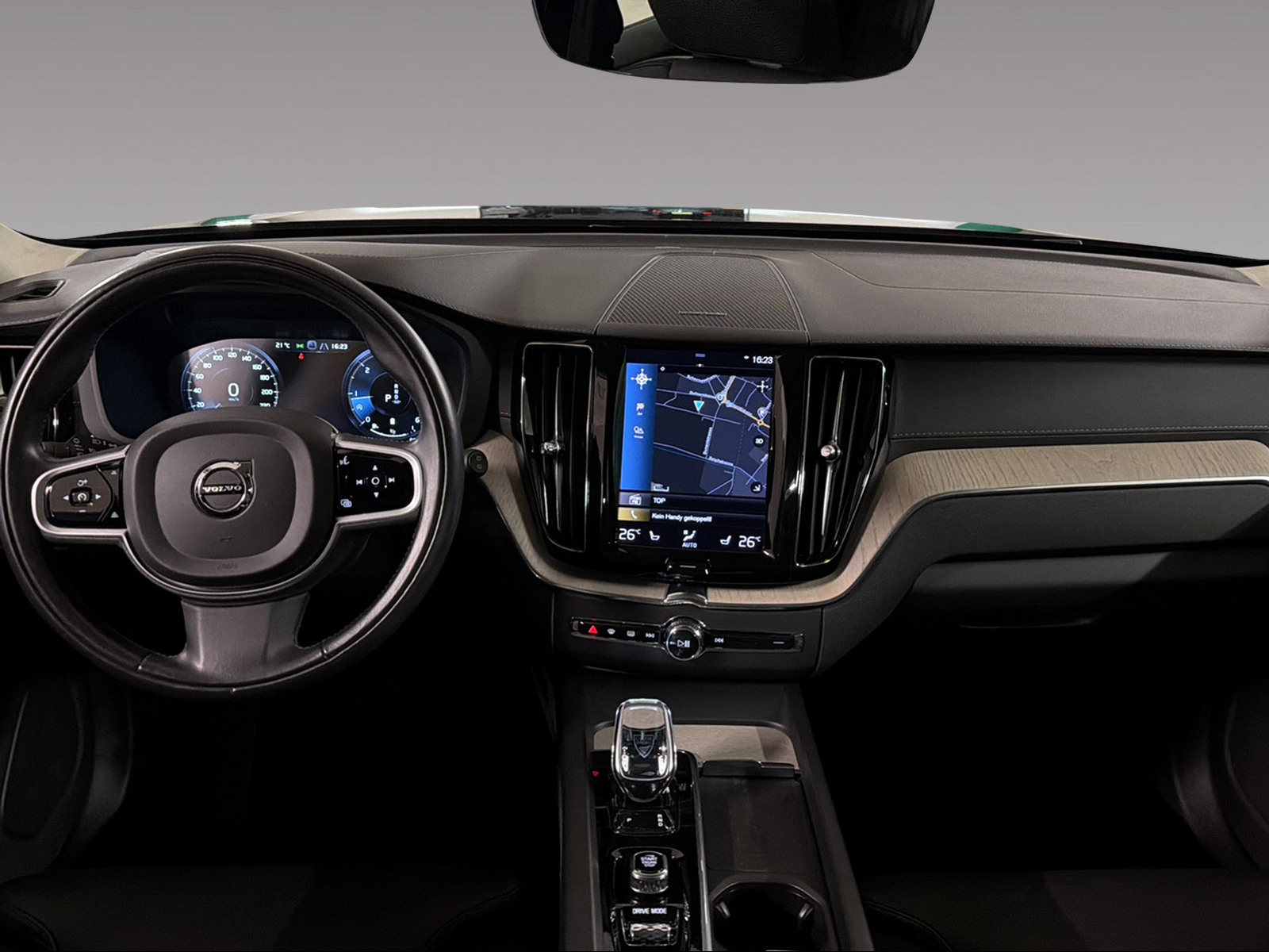 VOLVO XC60 2.0 B5 MH Inscription AWD-image-8