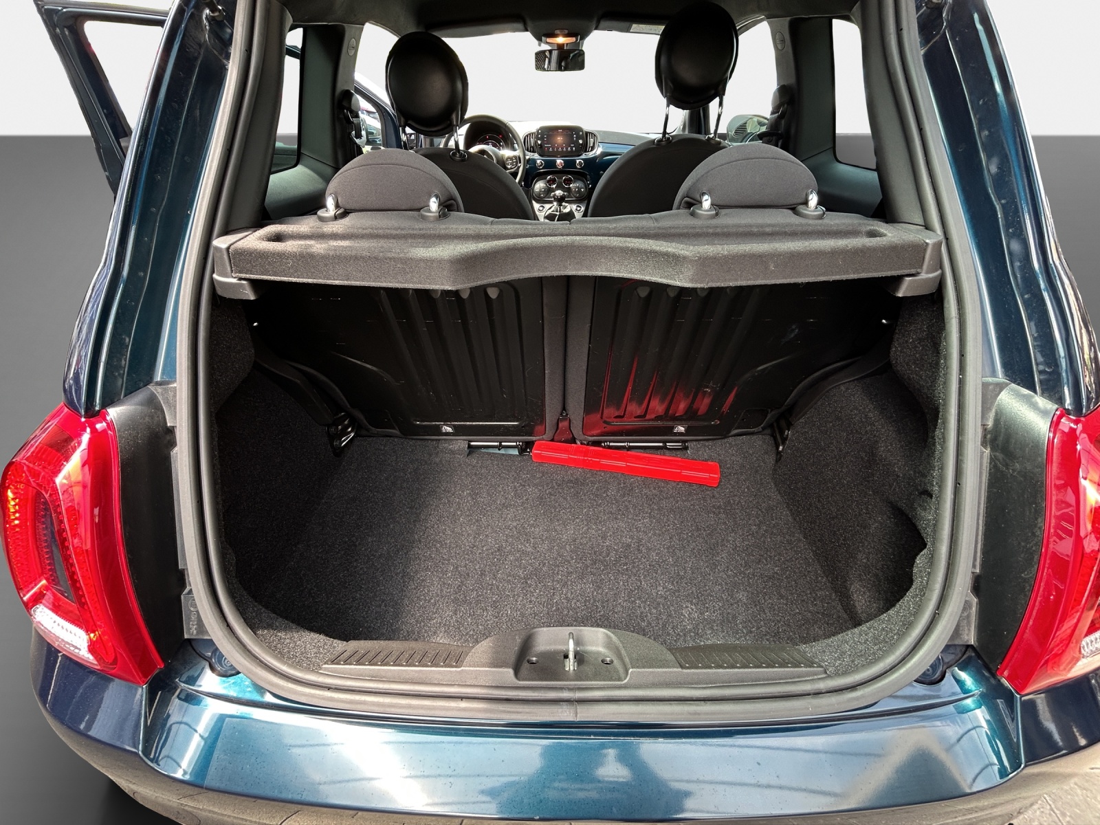 FIAT 500 1.0/70 Hybrid Swiss Edition-image-11