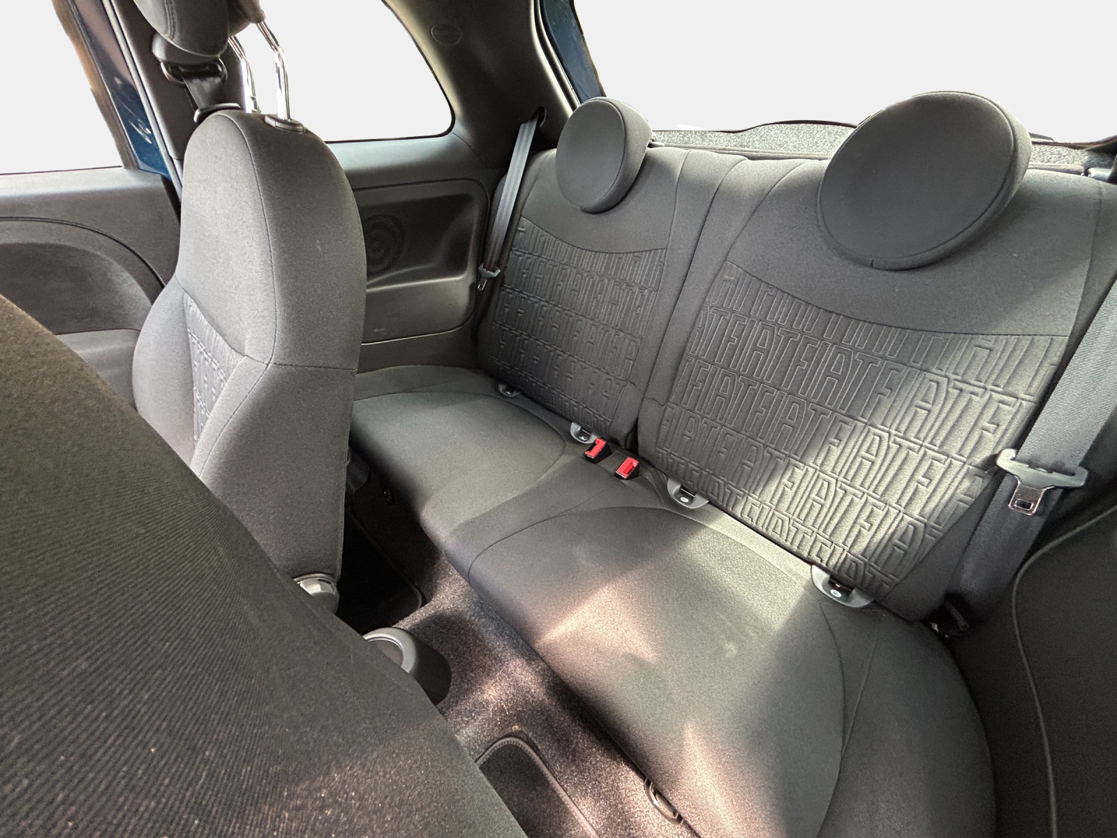 FIAT 500 1.0/70 Hybrid Swiss Edition-image-10