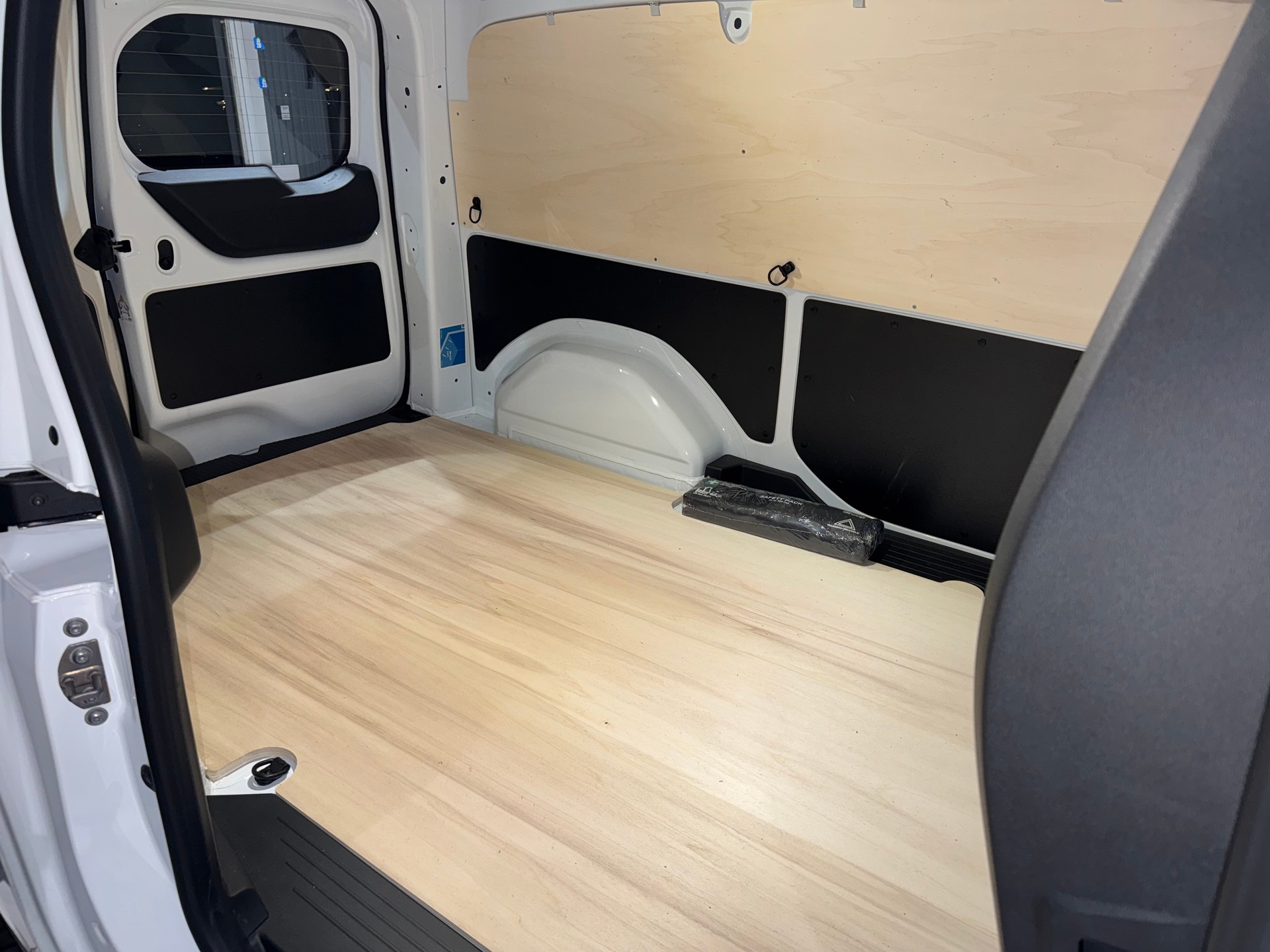 RENAULT Kangoo Van 1.3TCe Standard L2 130 PF Advance EDC | Werksgarantie |-image-15