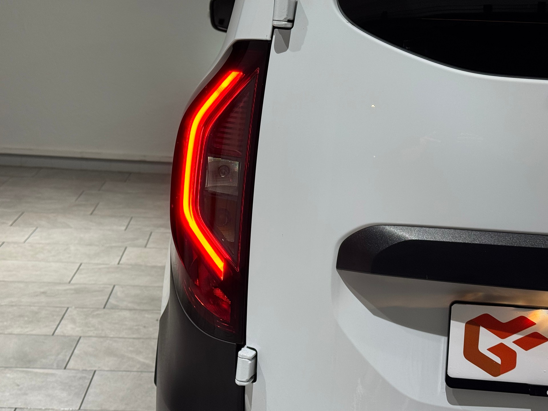RENAULT Kangoo Van 1.3TCe Standard L2 130 PF Advance EDC | Werksgarantie |-image-10