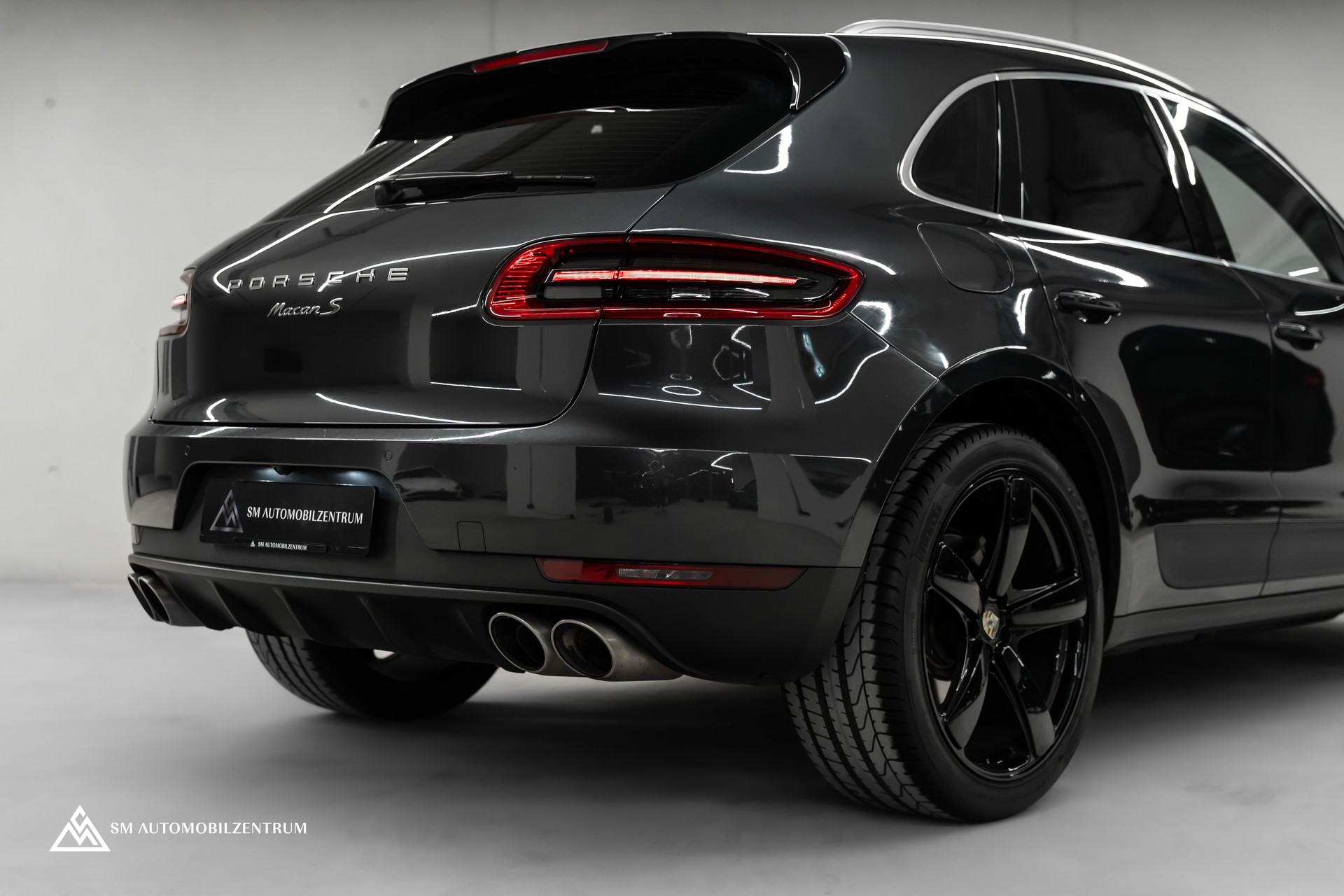 PORSCHE Macan 3.0 V6 S Diesel / Sport Chrono / Luftfahrwerk / Bose / 360° Kamera-image-8