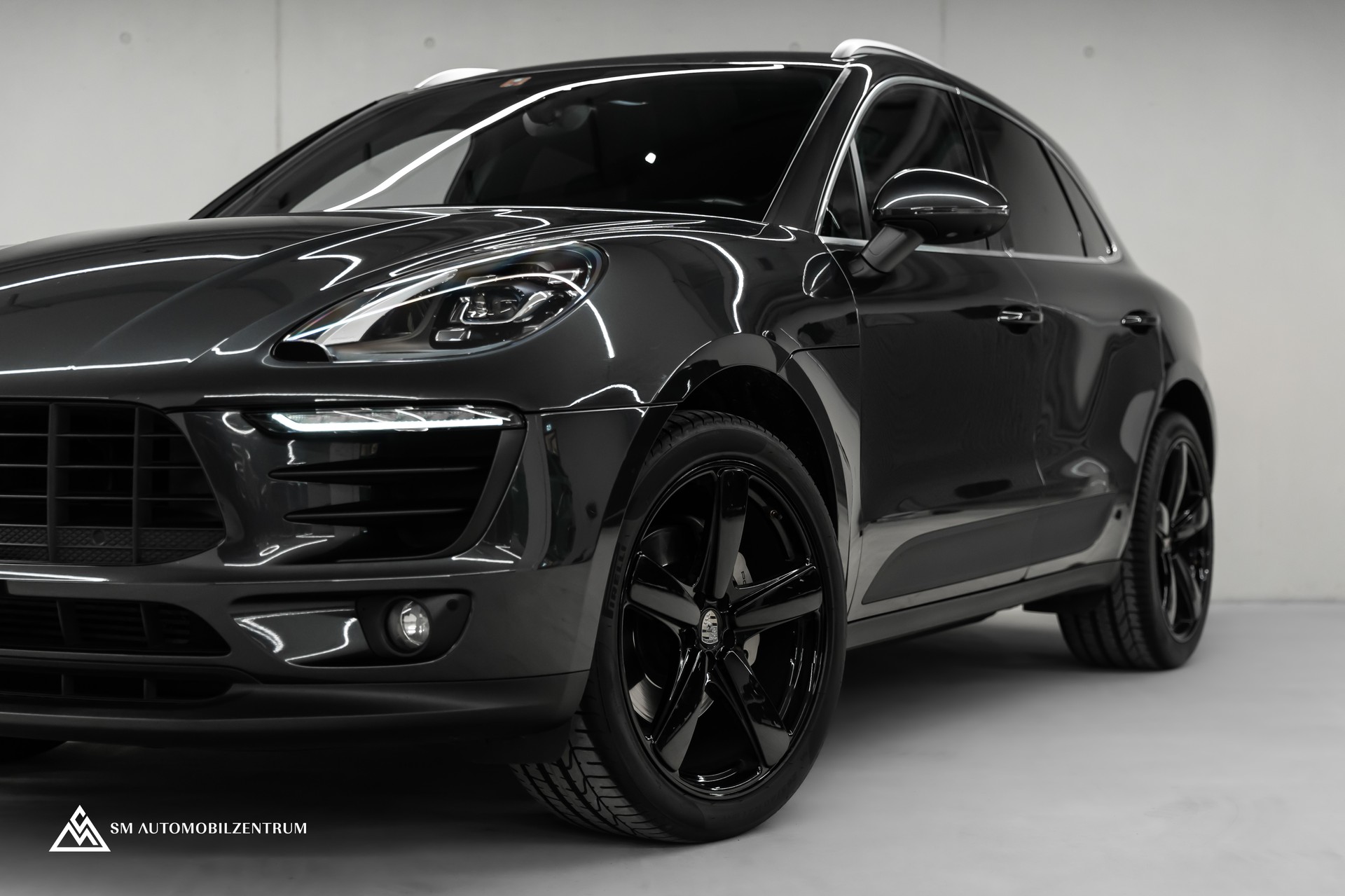 PORSCHE Macan 3.0 V6 S Diesel / Sport Chrono / Luftfahrwerk / Bose / 360° Kamera-image-3
