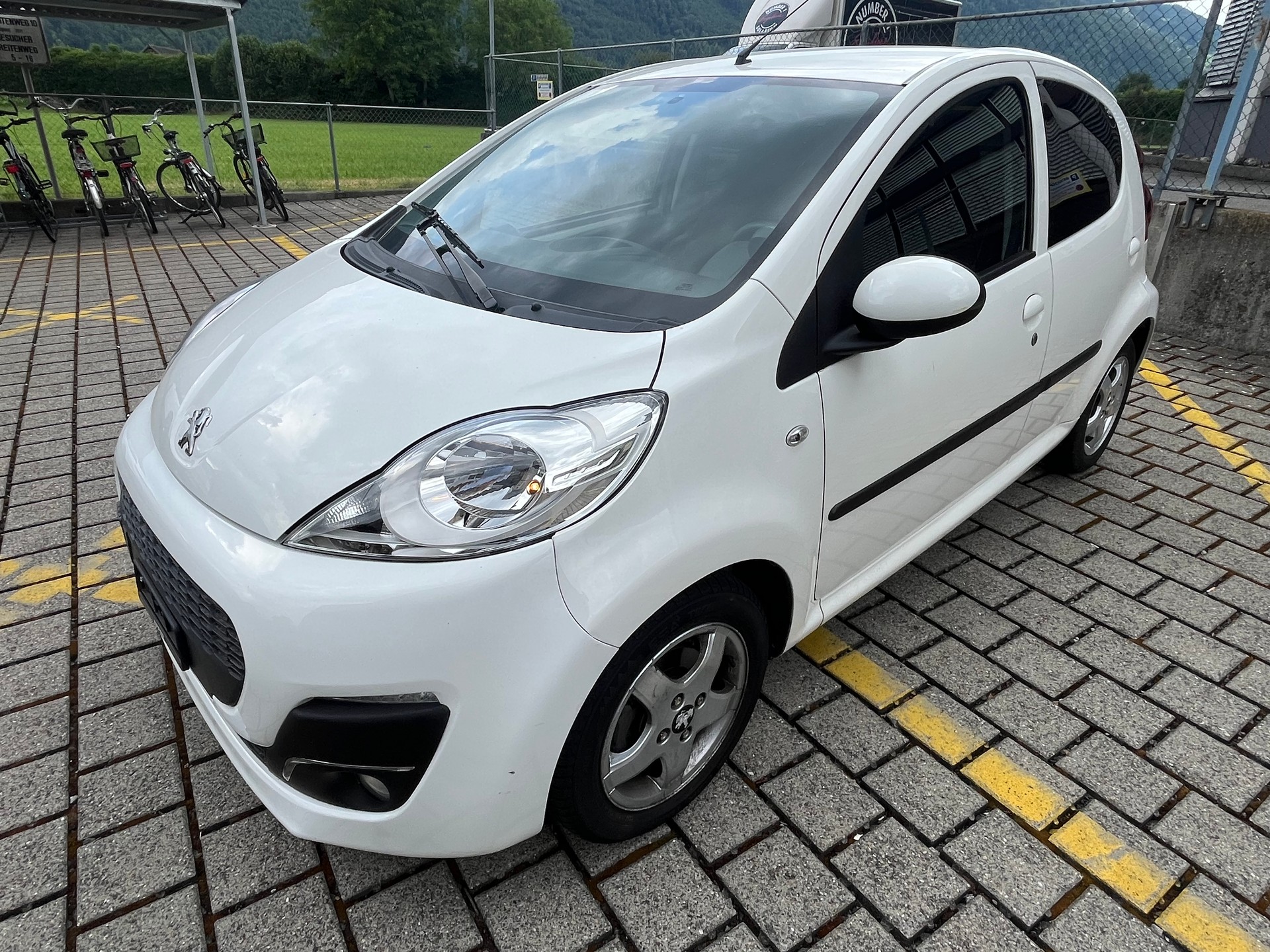 PEUGEOT 107 1.0 Active BMP5-image-0