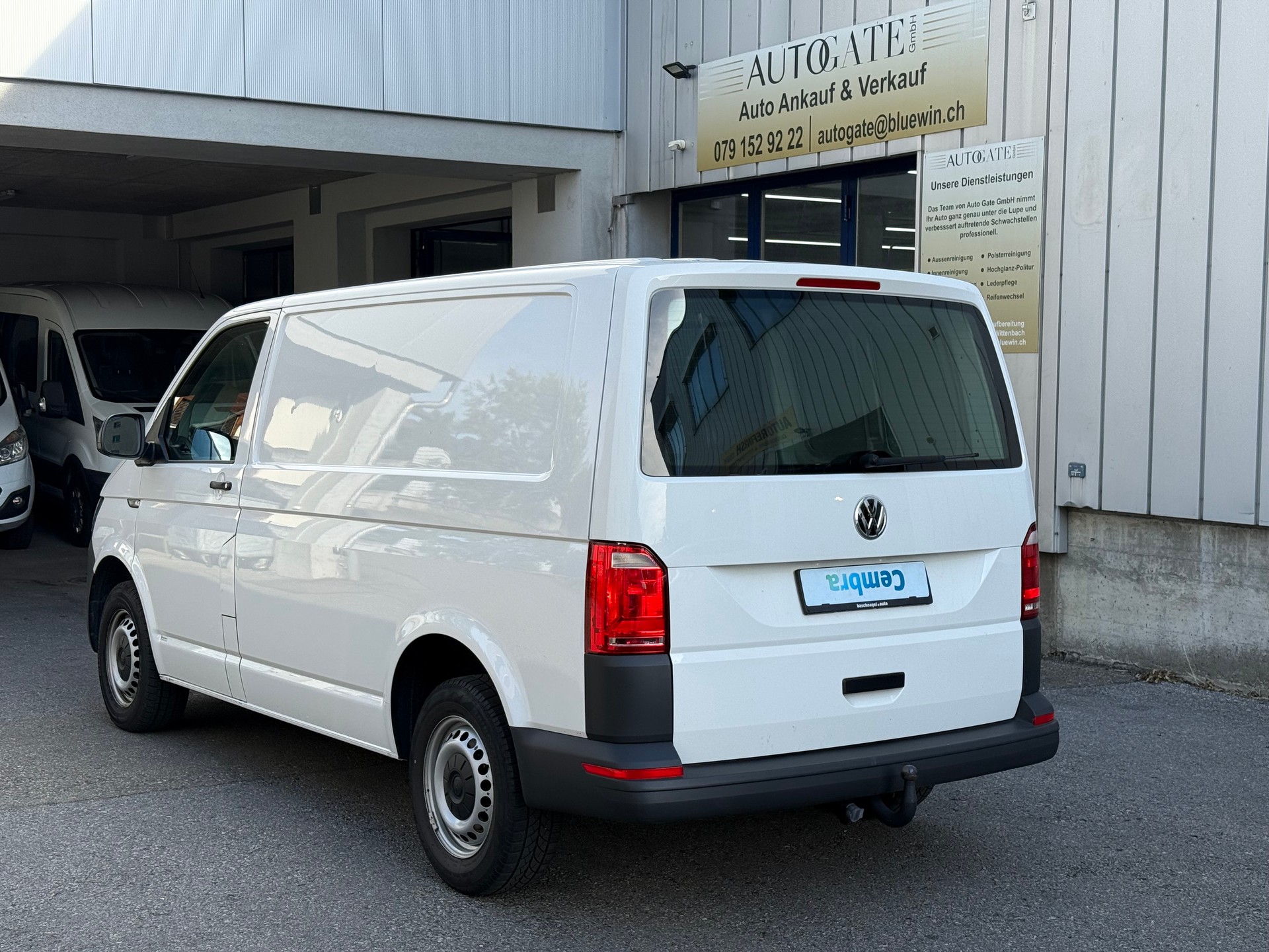 VW T6 2.0 TDI Entry-image-5