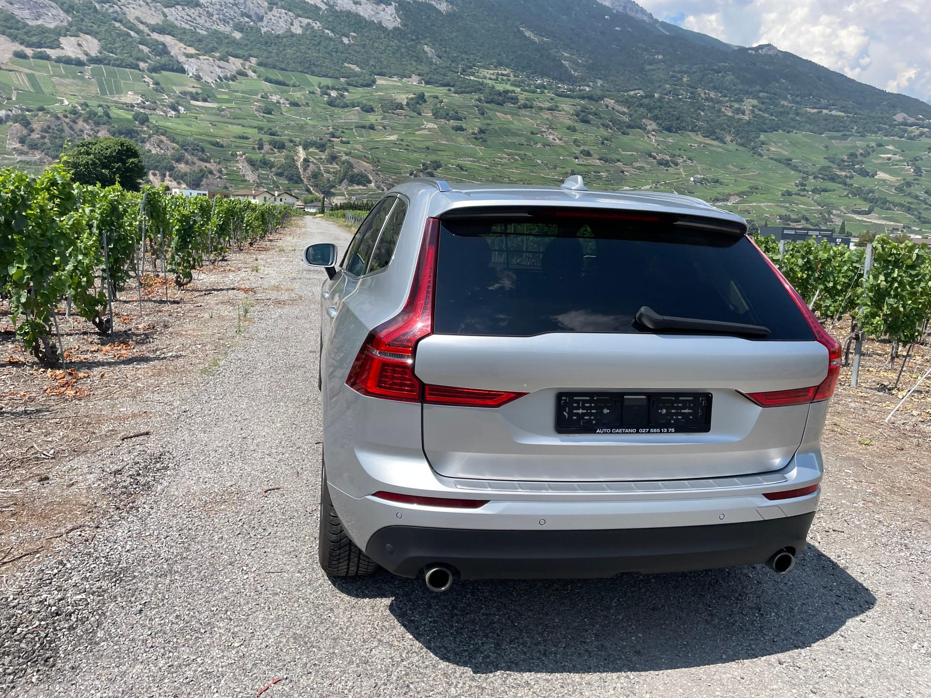 VOLVO XC60 T5 AWD Momentum Geartronic-image-7