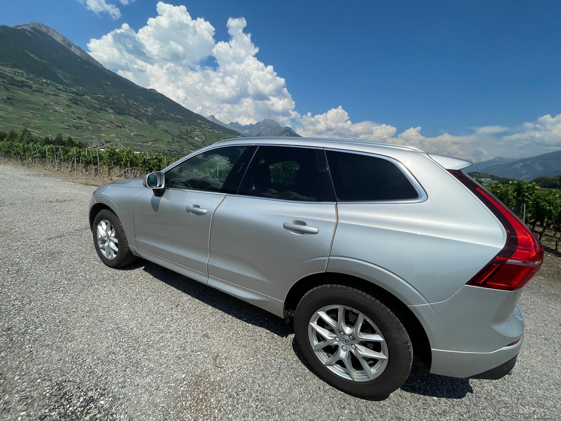 VOLVO XC60 T5 AWD Momentum Geartronic-image-9