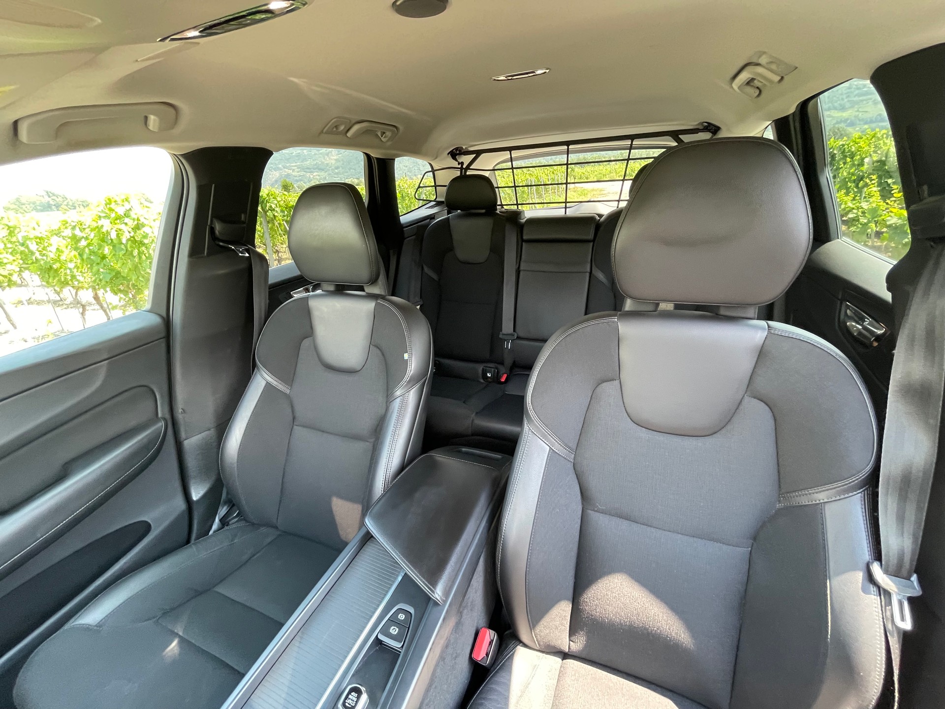 VOLVO XC60 T5 AWD Momentum Geartronic-image-14