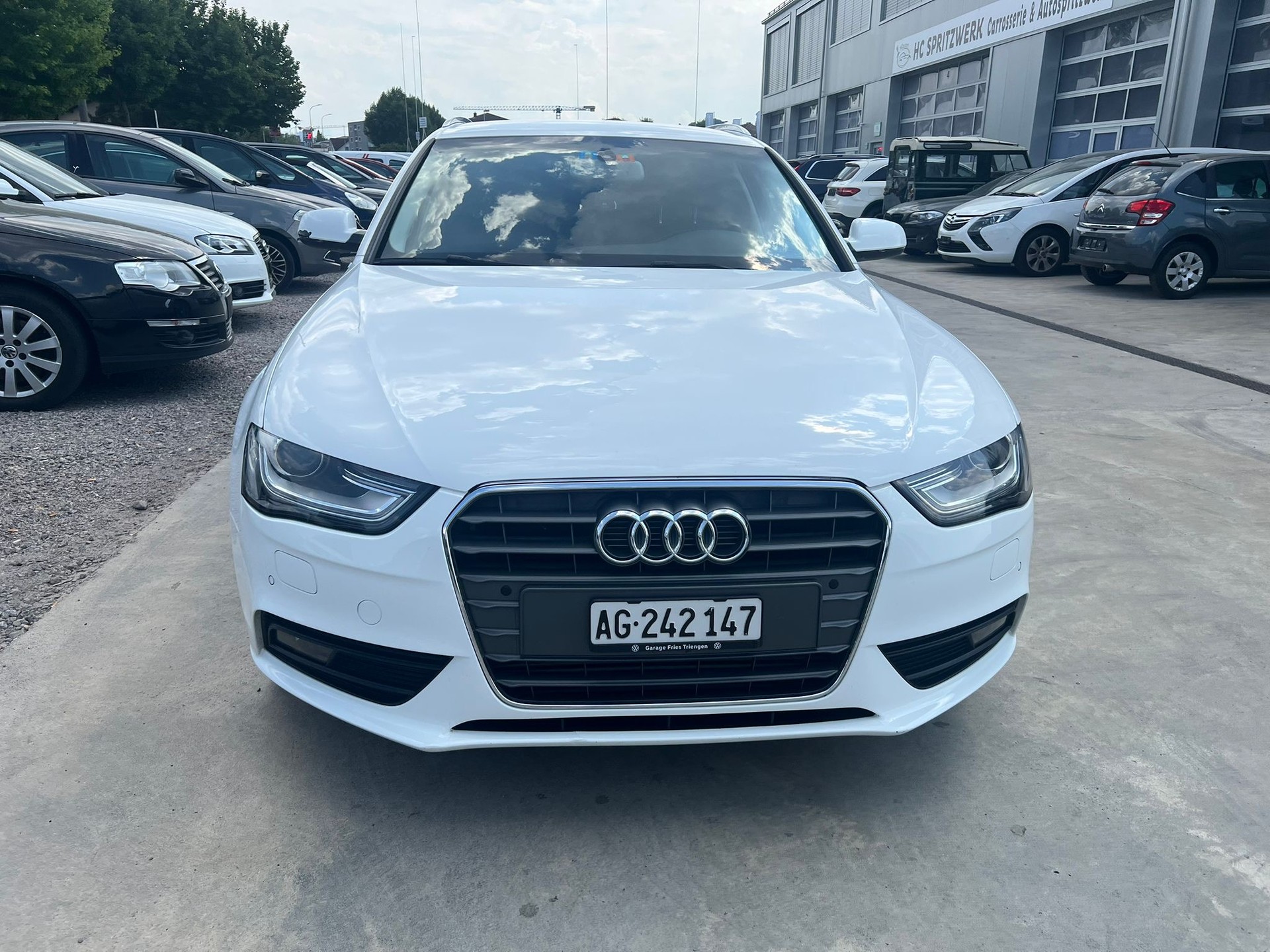 AUDI A4 Avant 1.8 TFSI multitronic-image-1